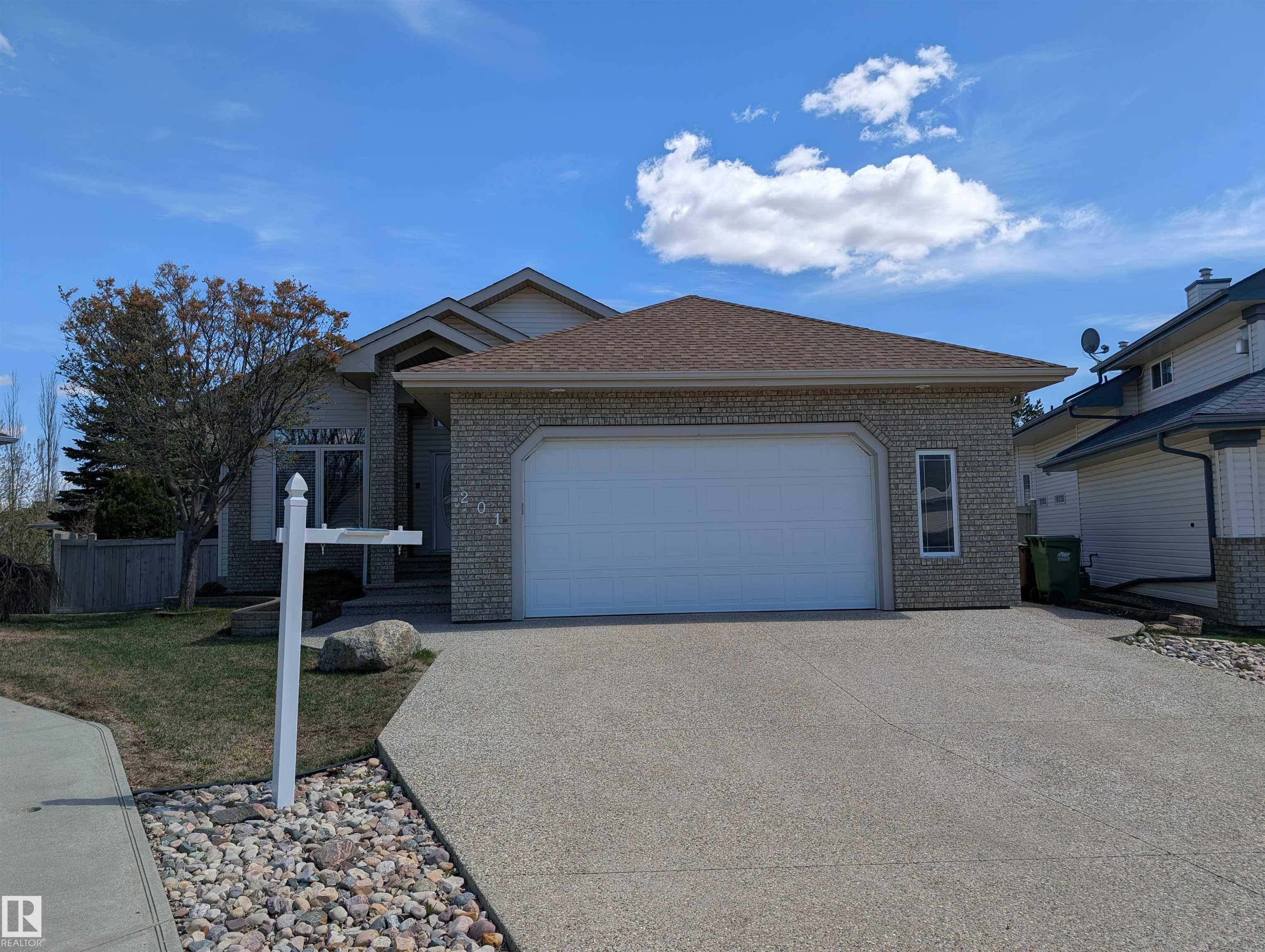 201 Erin Ridge Drive, St. Albert, MLS® # E4487840