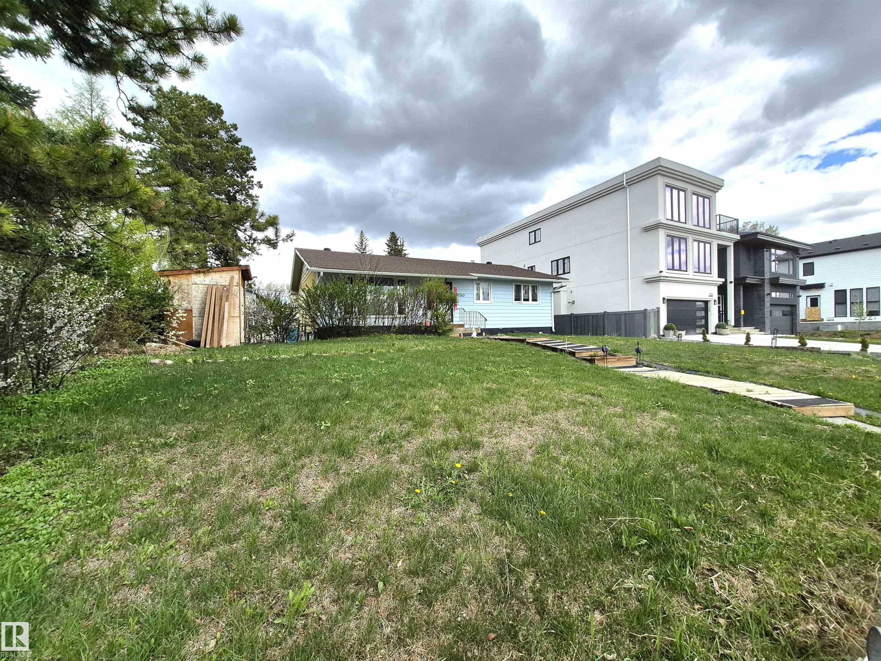 11740/11742 University Avenue, Edmonton, MLS® # E4488508