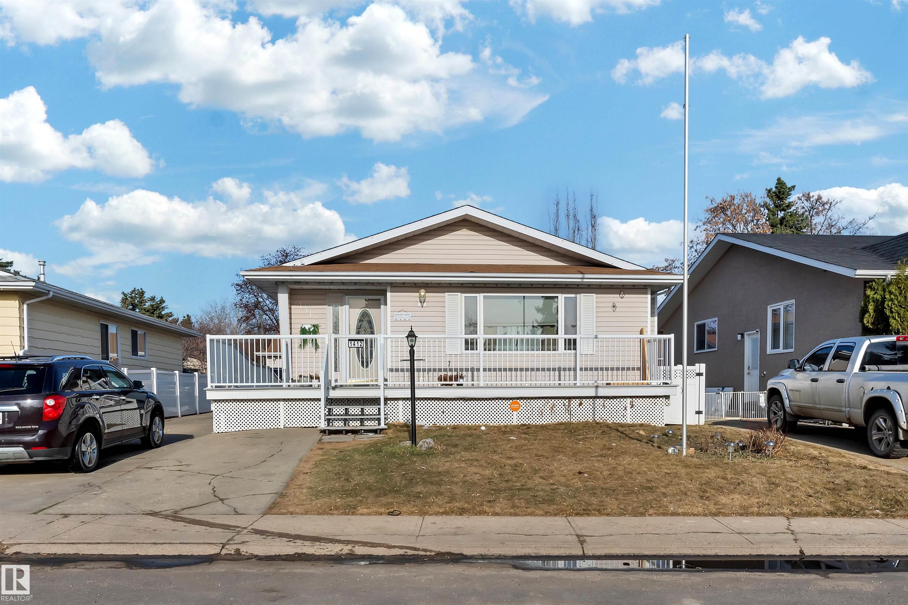 Real Estate Listing MLS E4488579