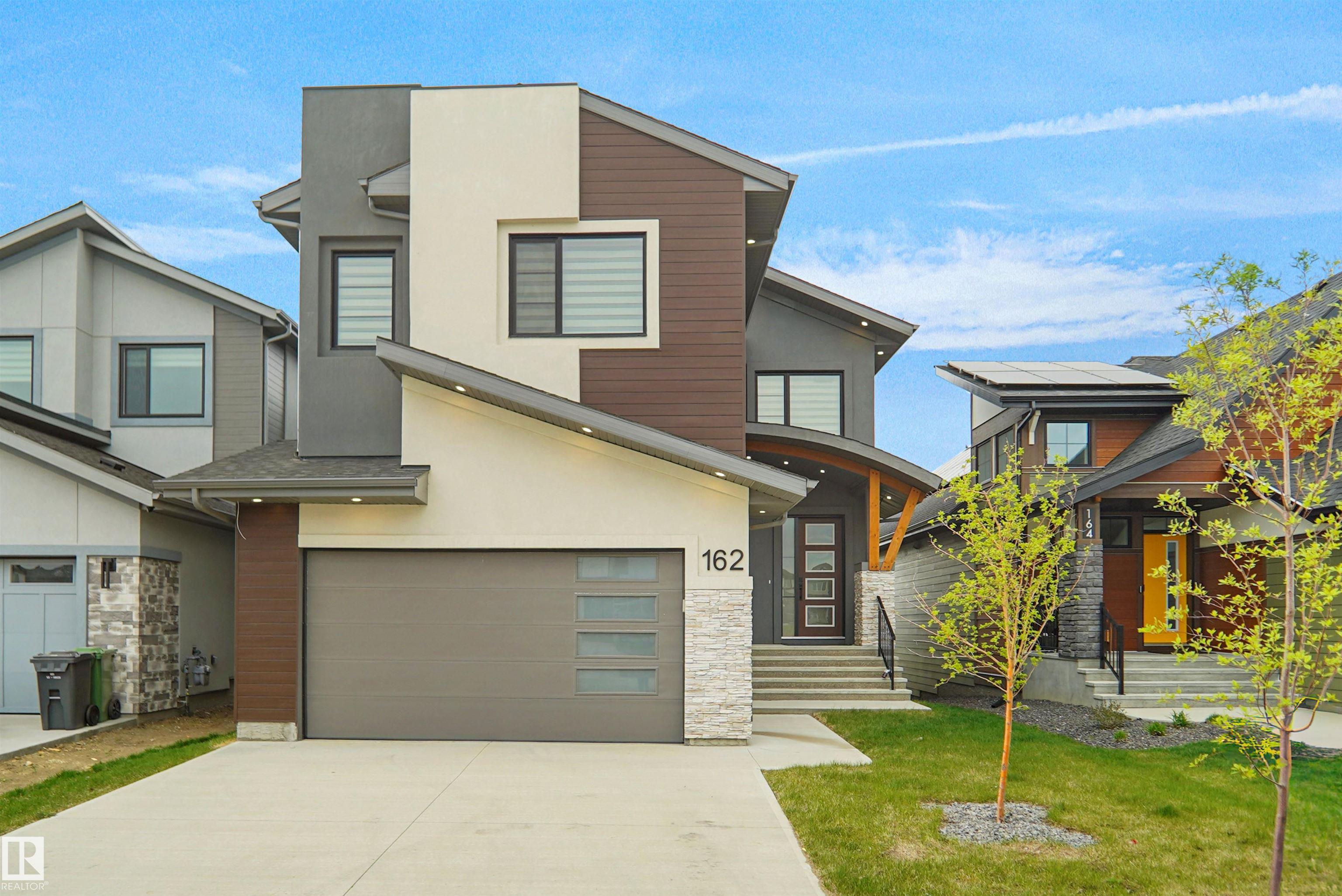 Real Estate Listing MLS E4488598