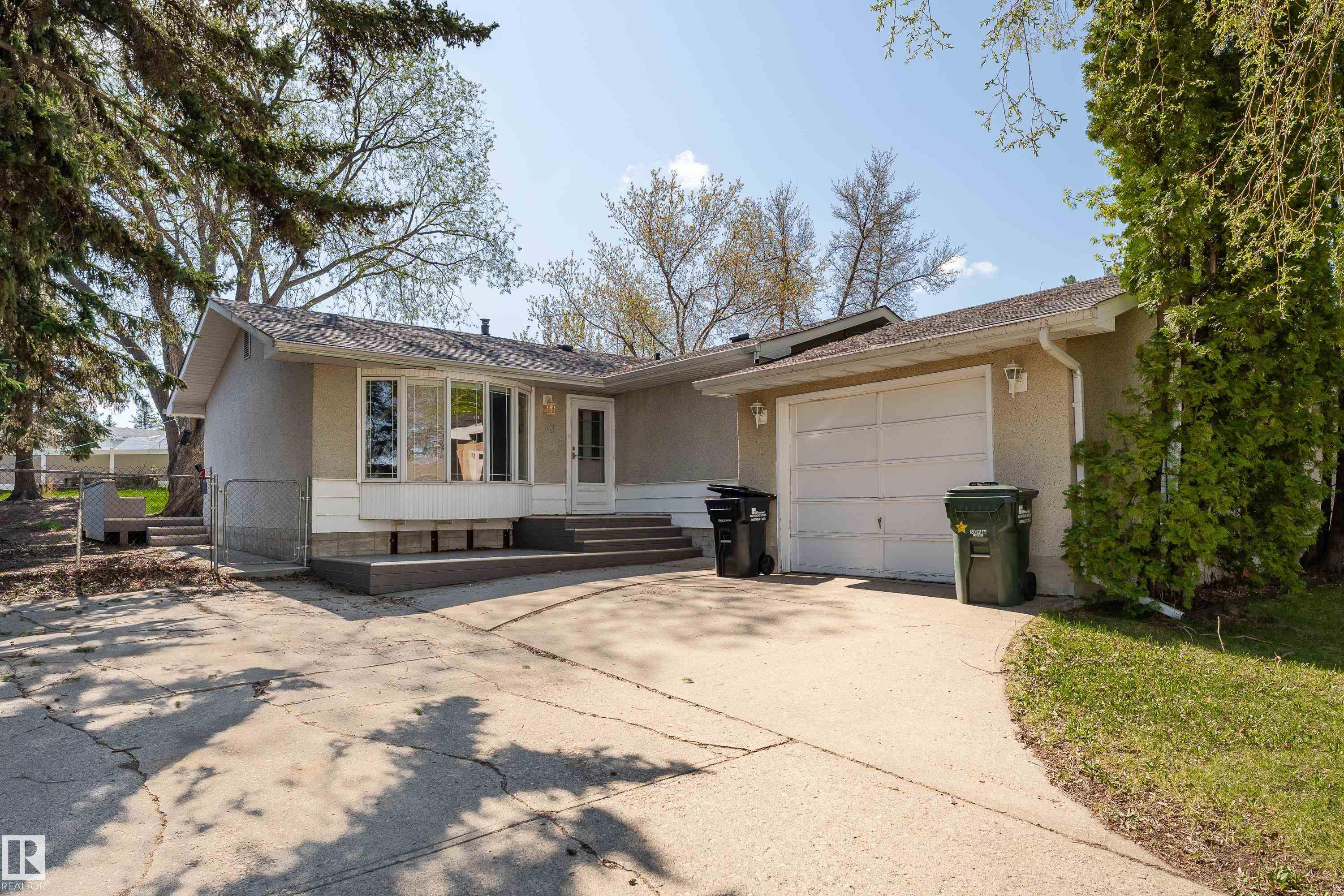 Real Estate Listing MLS E4488668