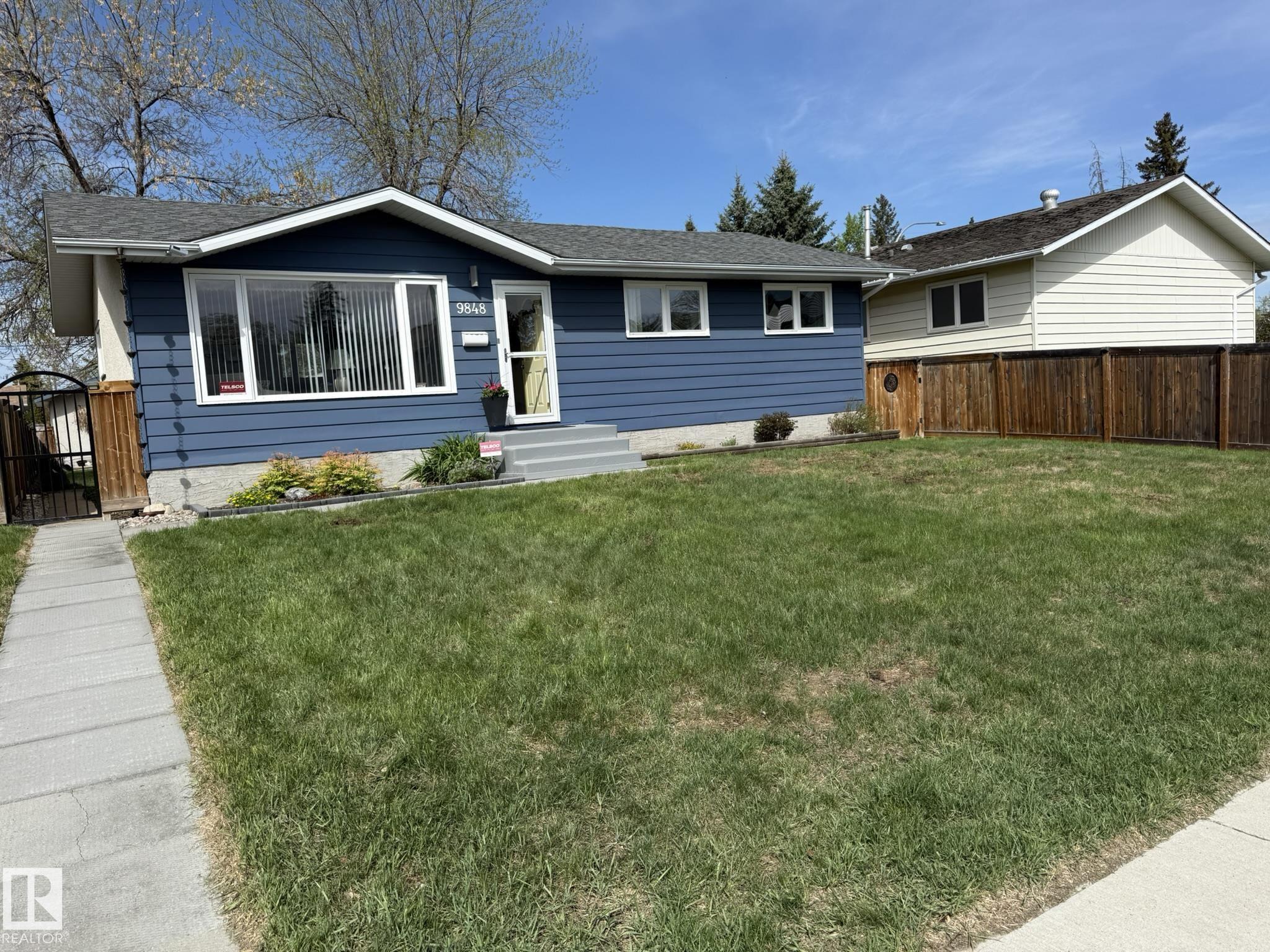 Real Estate Listing MLS E4489479