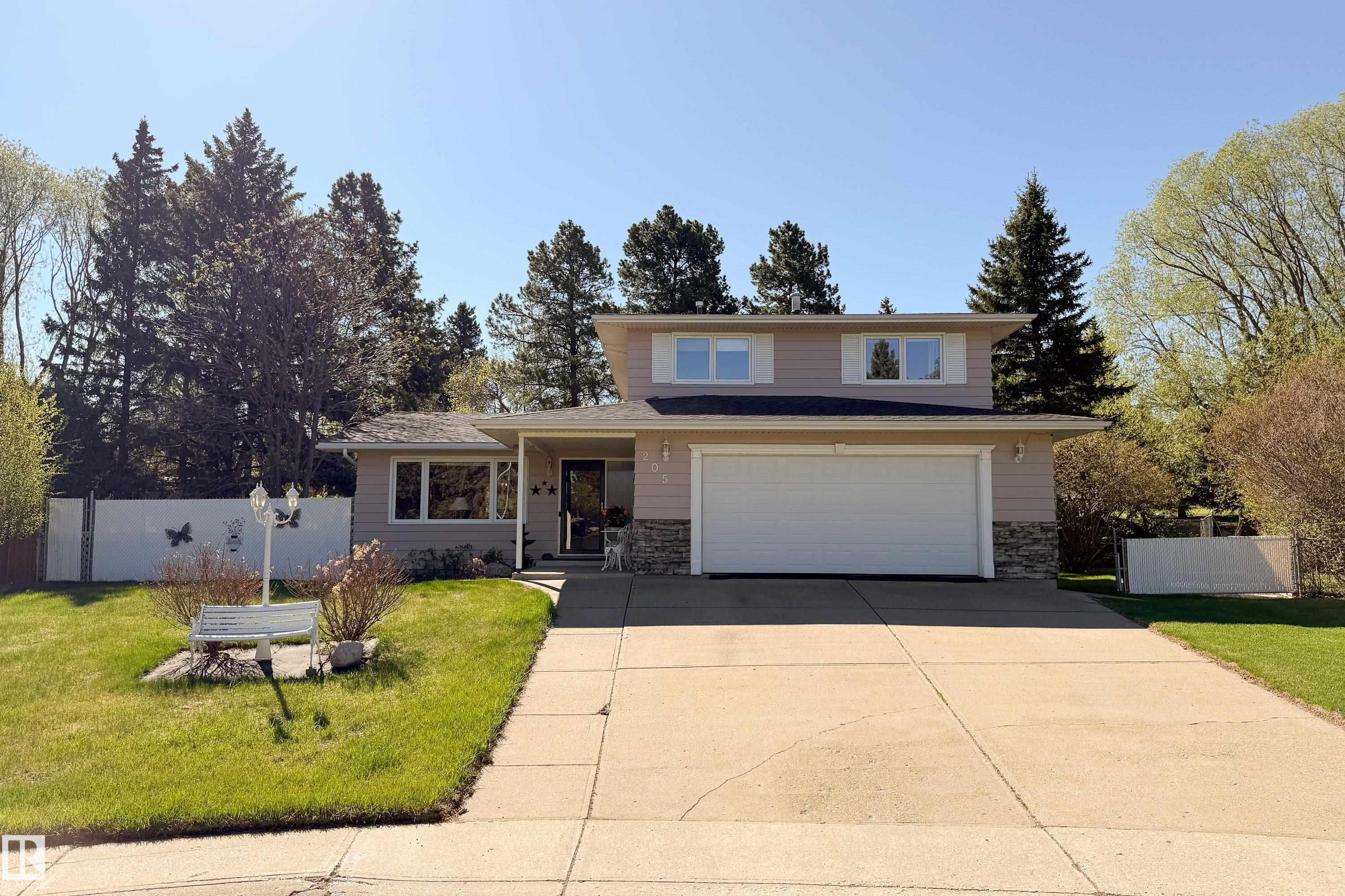 205 Manor Court, Sherwood Park, MLS® # E4489617