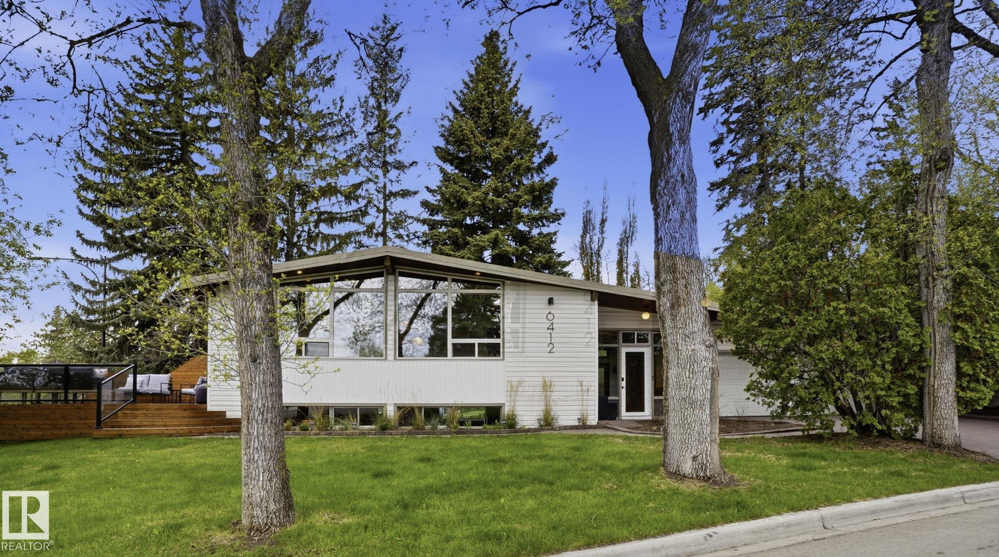 6412 Ada Boulevard, Edmonton, MLS® # E4489658