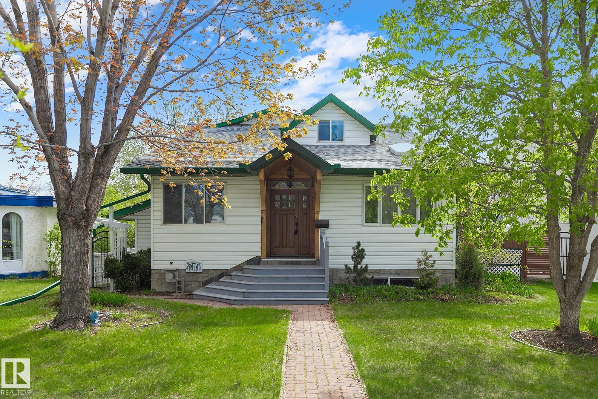 10823 130 Street, Edmonton, MLS® # E4489794
