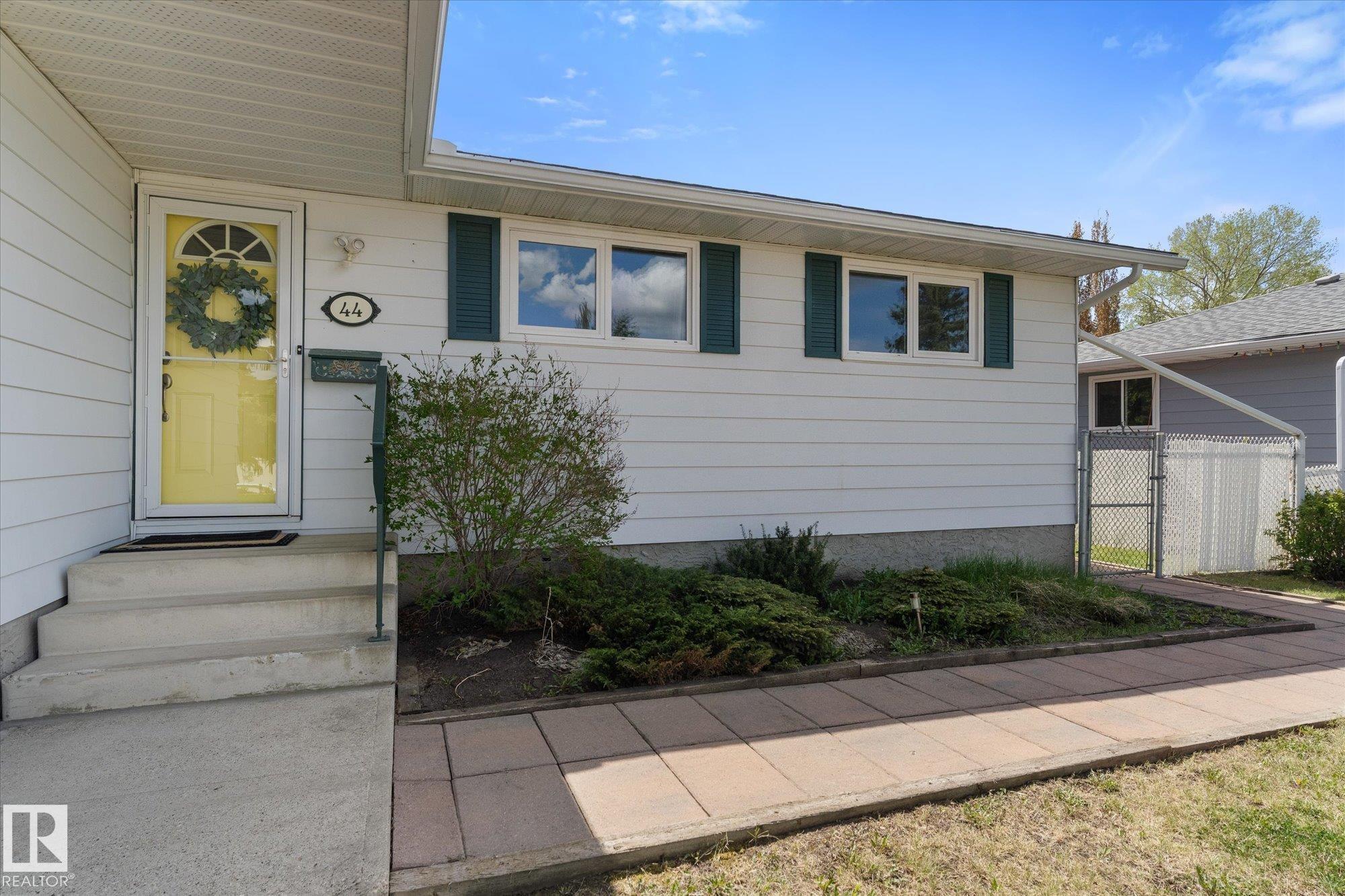 44 Peace River Drive, Devon, MLS® # E4490210