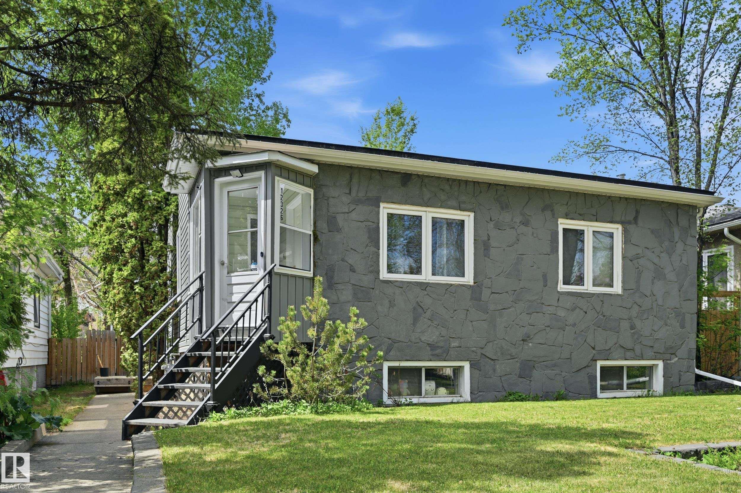 12326 92 Street, Edmonton, MLS® # E4490574