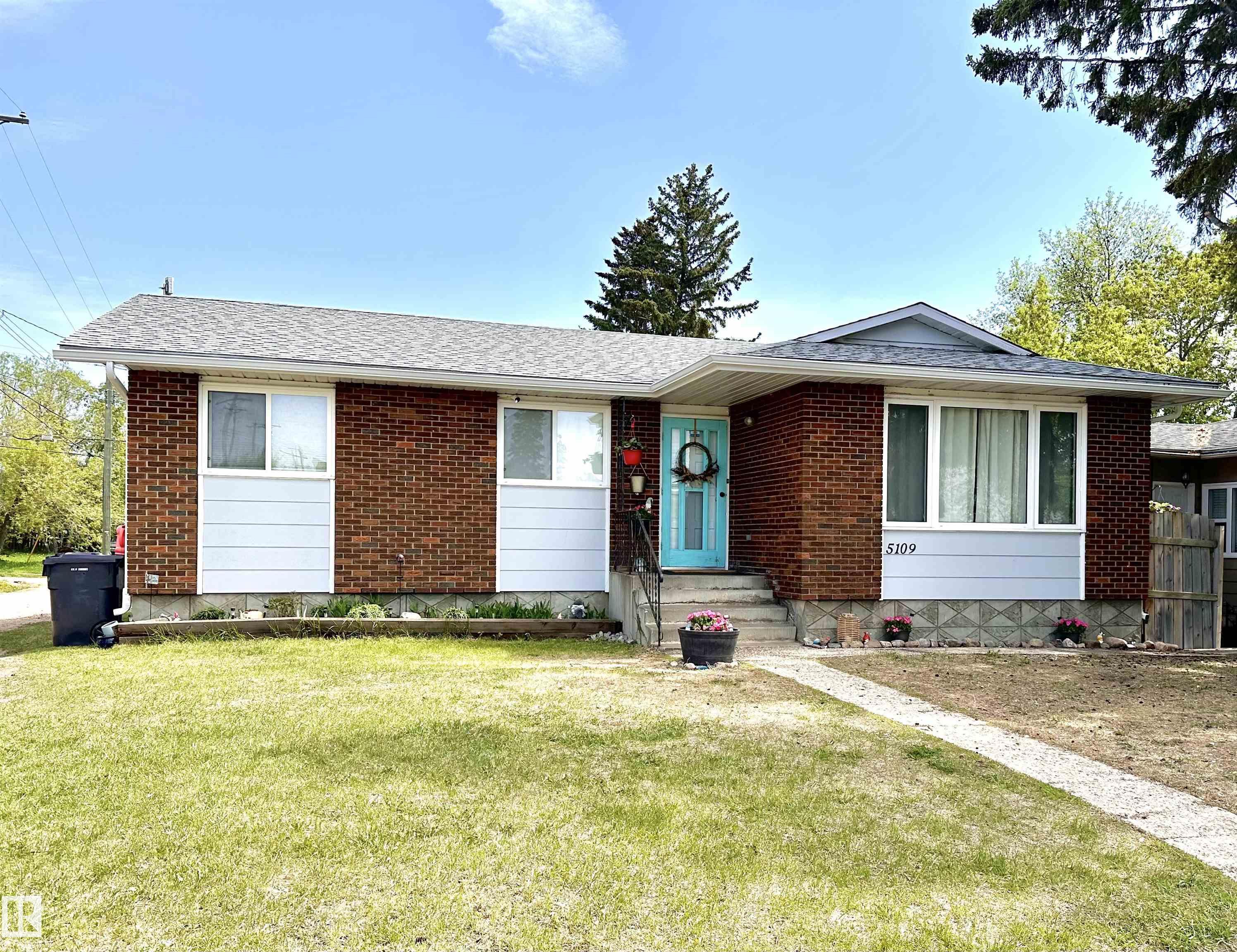 5109 50 Street, Elk Point, MLS® # E4491046