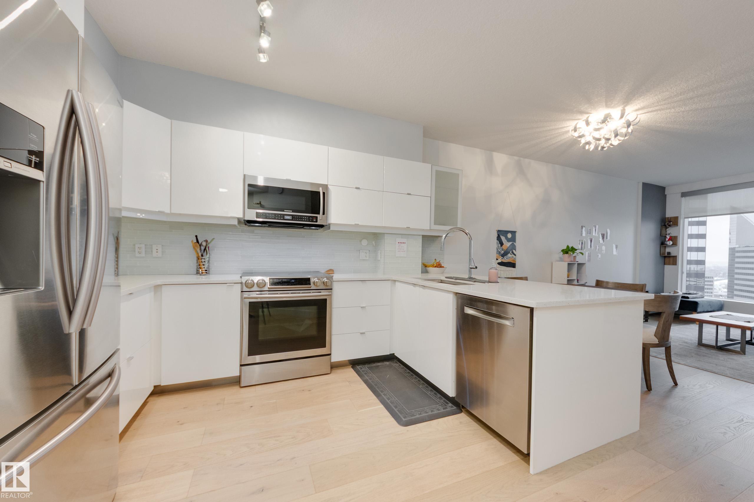 2004 10152 104 Street, Edmonton, MLS® # E4491112