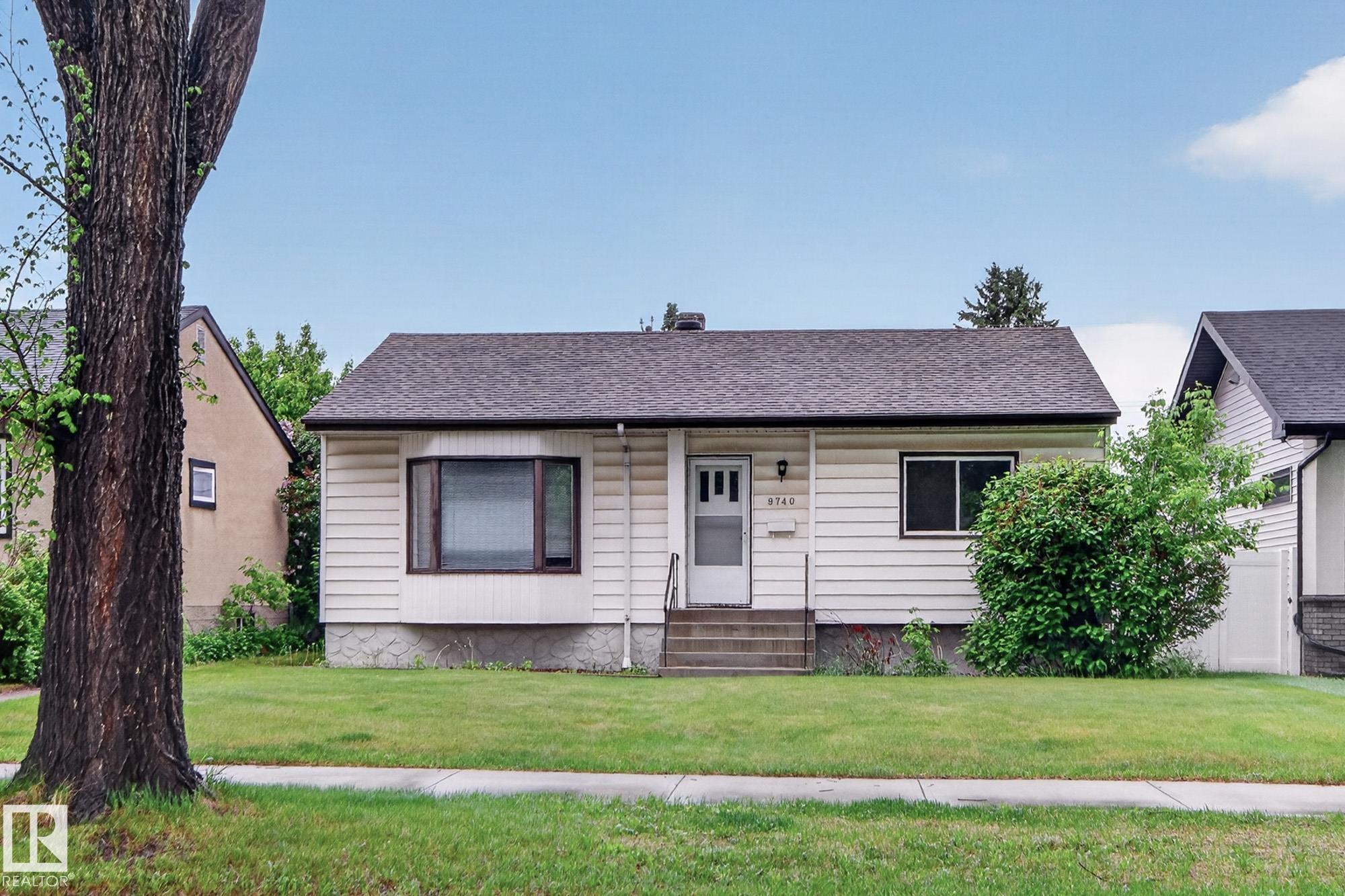 9740 65 Avenue Nw, Edmonton, MLS® # E4491809