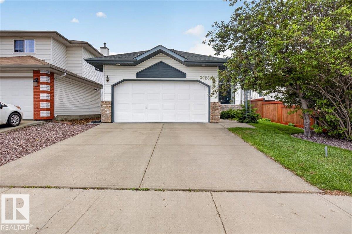 Real Estate Listing MLS E4492184