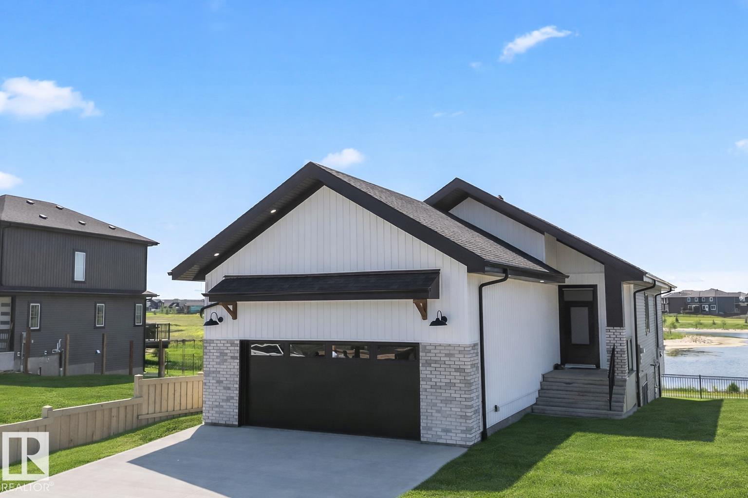 1411 Redpoll Court, Edmonton, MLS® # E4492671
