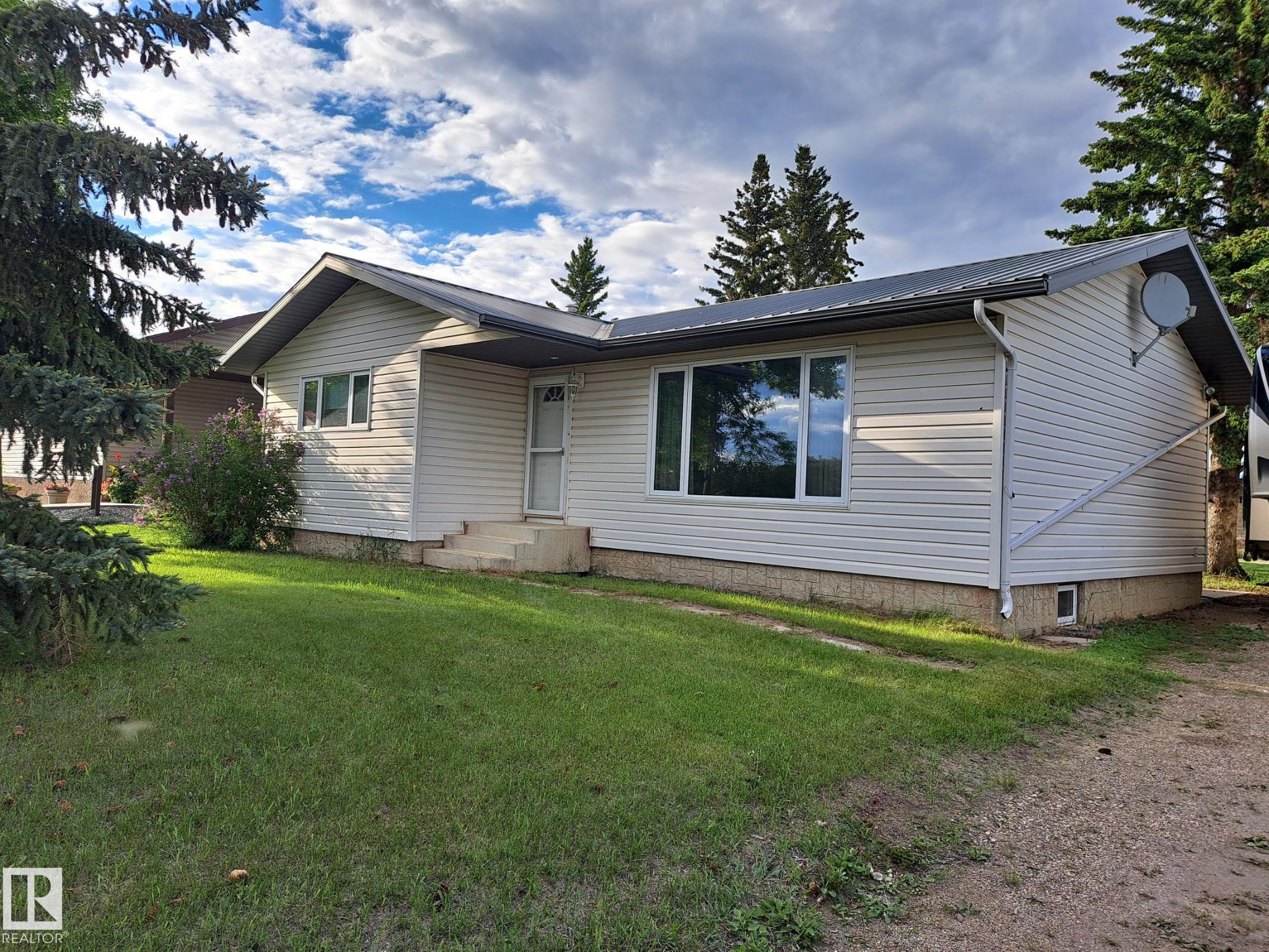 5012 58 Avenue, Viking, MLS® # E4492766