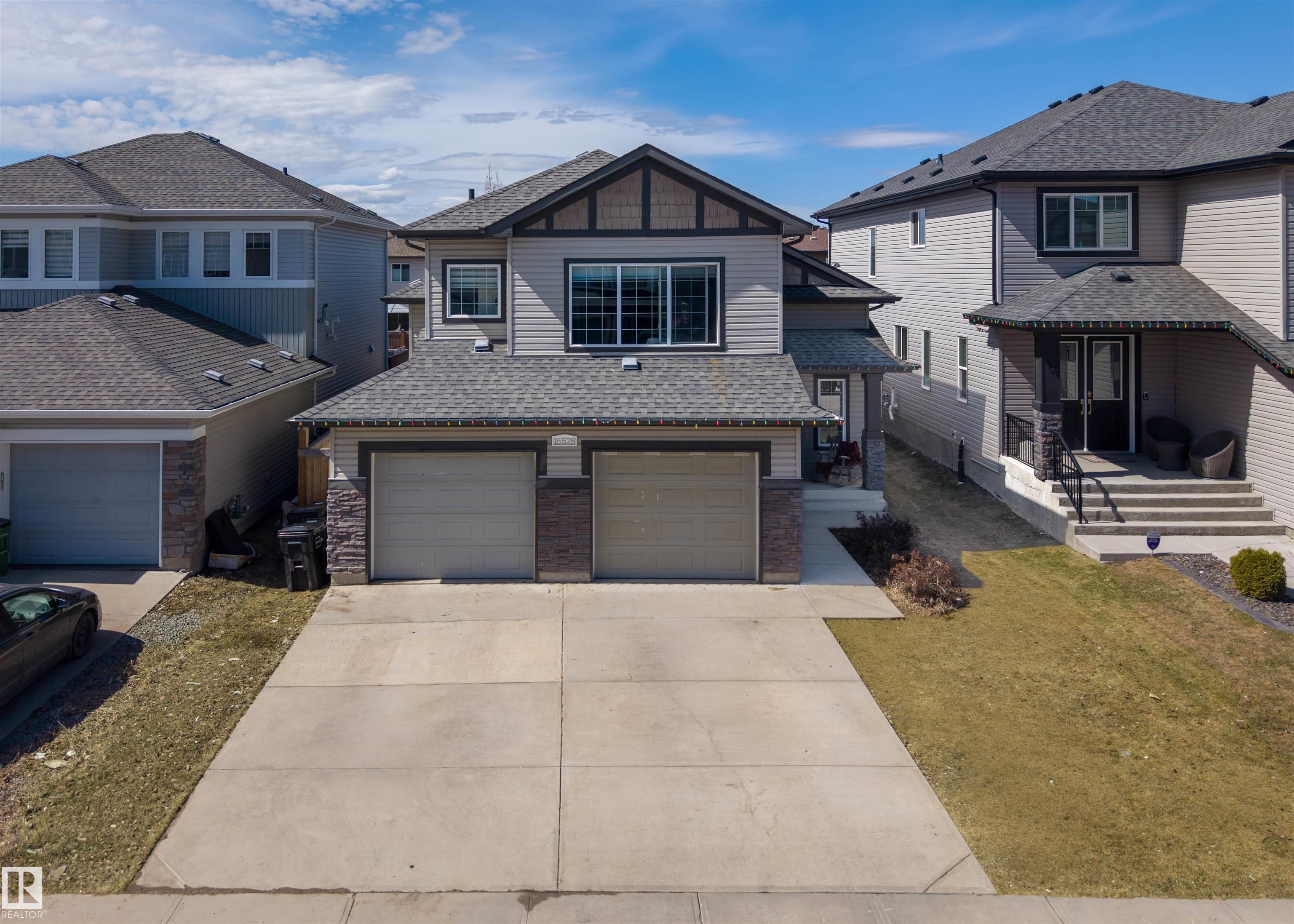Real Estate Listing MLS E4492836