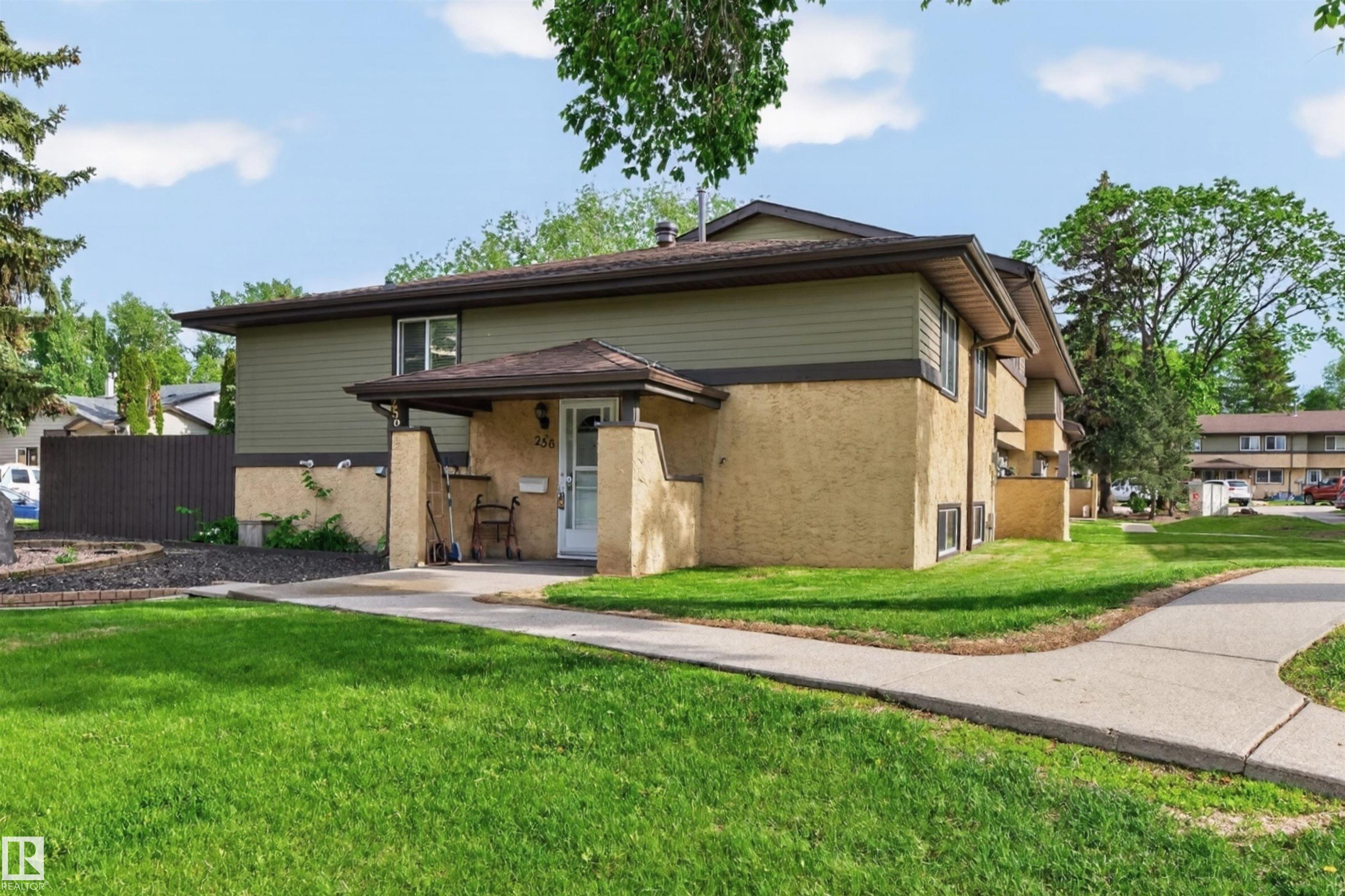 256 Woodbridge Way, Sherwood Park, MLS® # E4493199