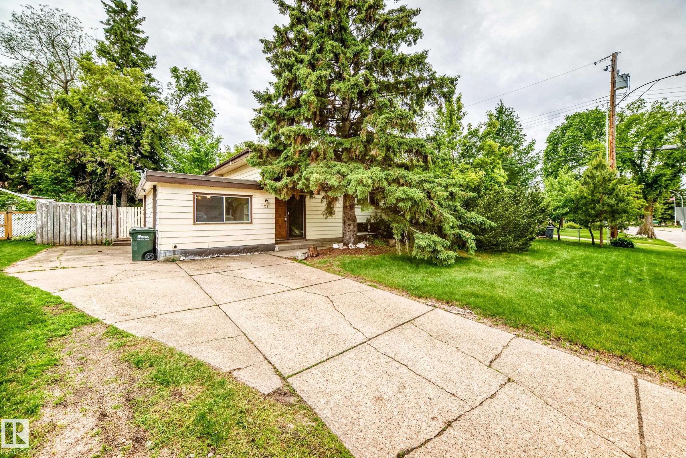 128 Pine Street, Sherwood Park, MLS® # E4493612