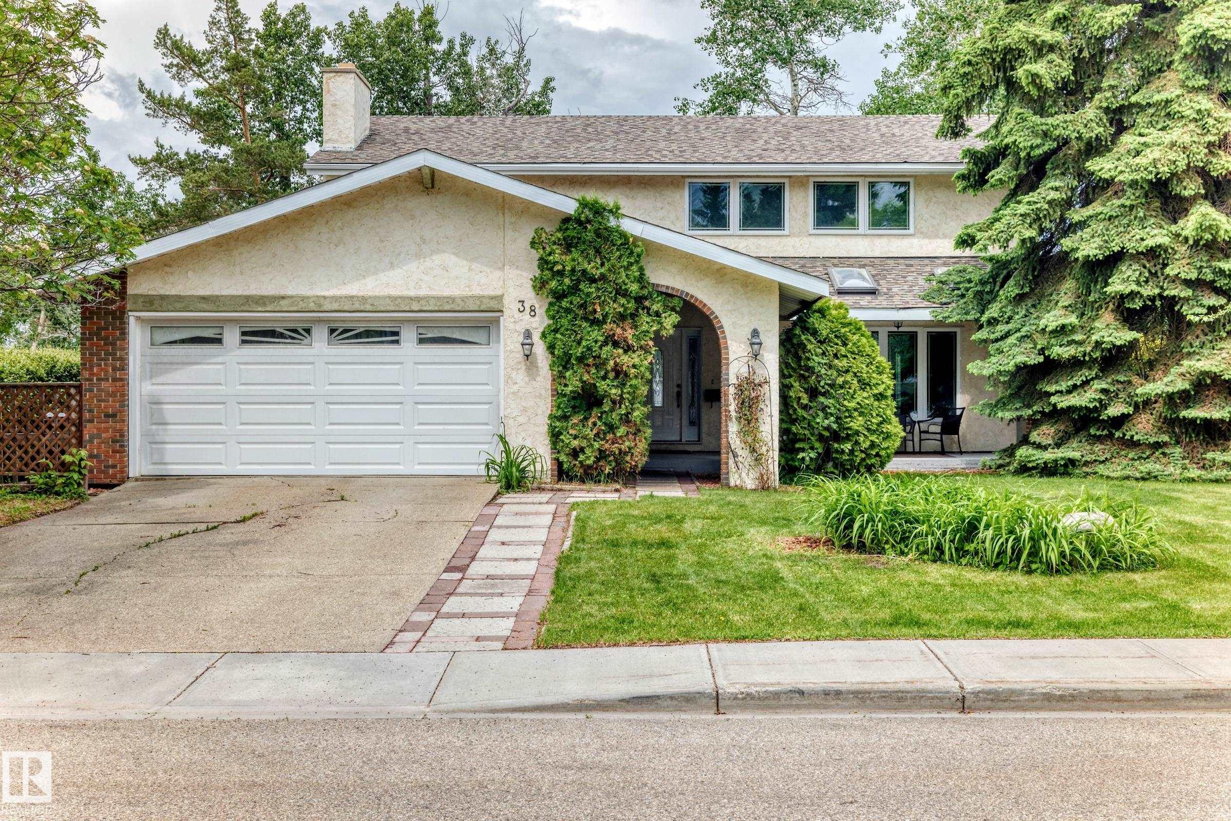 38 Beauvista Drive, Sherwood Park, MLS® # E4494347