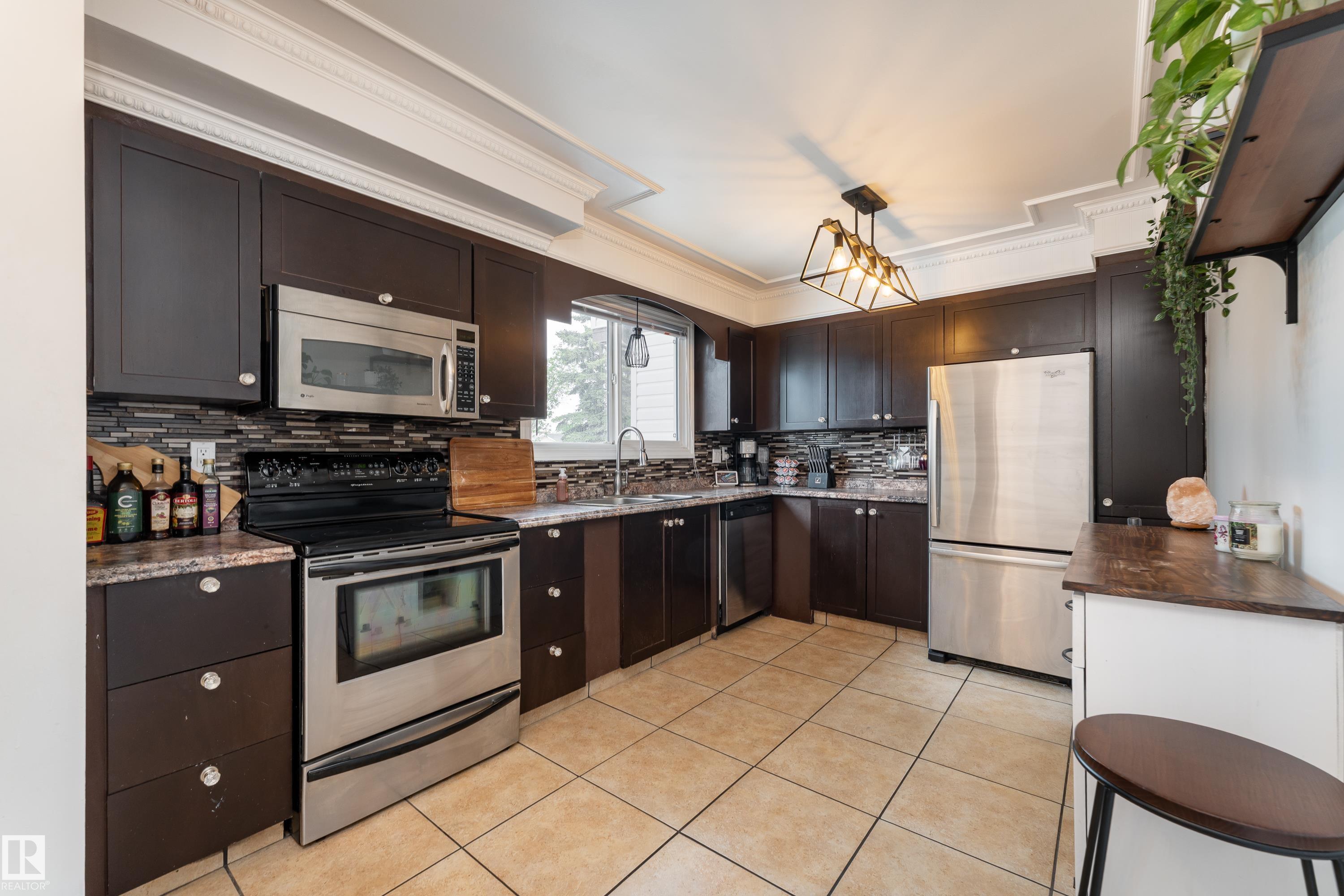747 Clareview Road, Edmonton, MLS® # E4494358