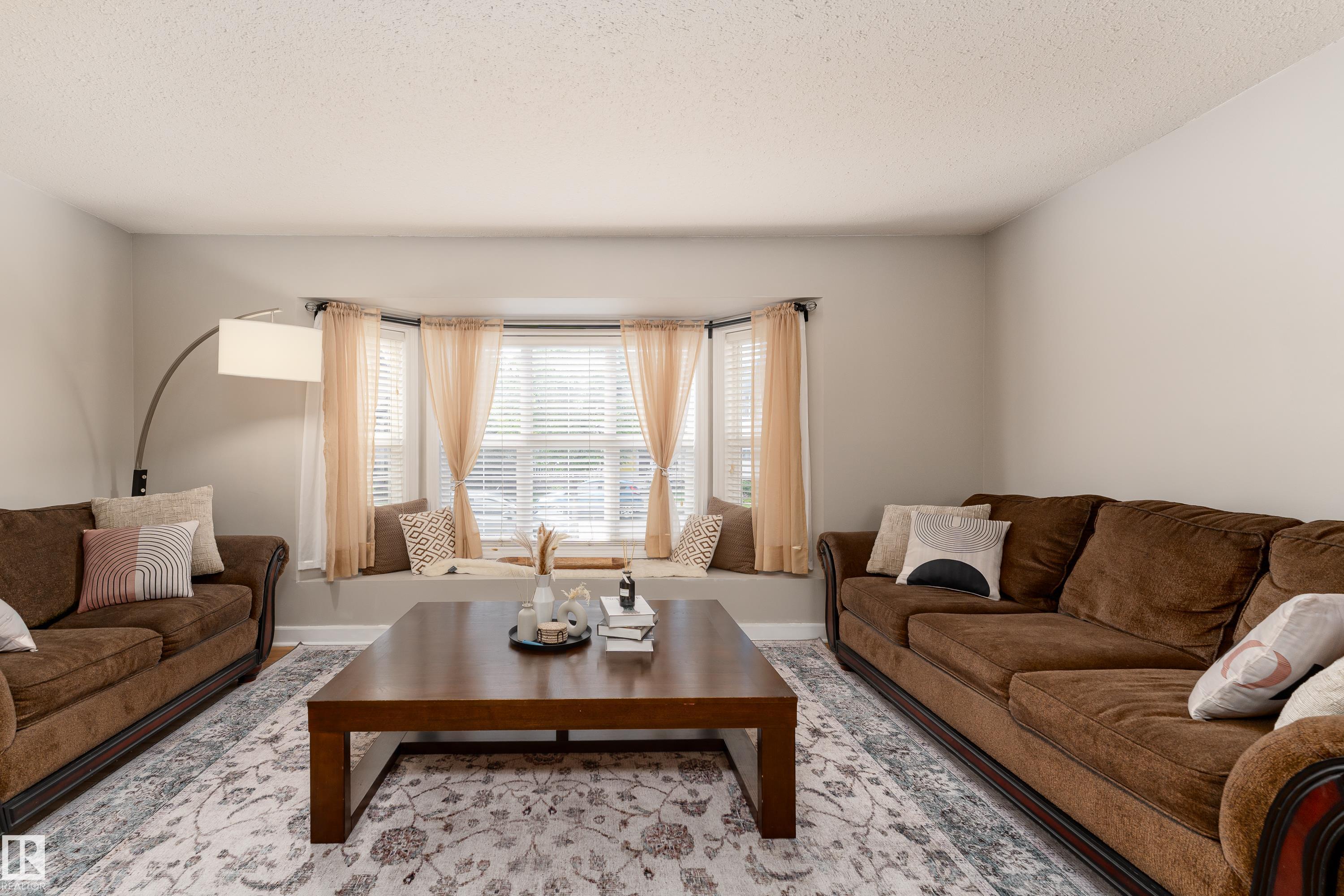 10008 144 Ave, Edmonton, MLS® # E4494888