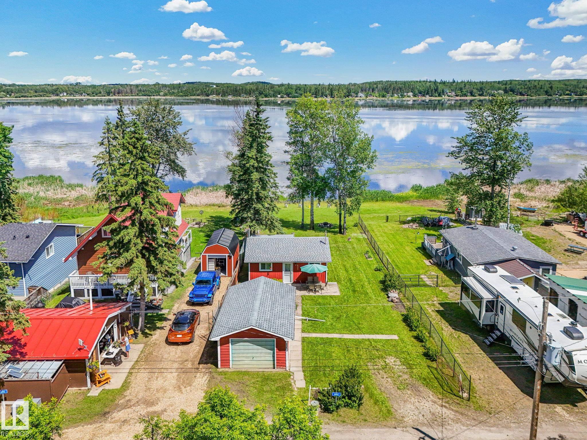 604 Blue Heron Drive, Rural Lac Ste. Anne County, MLS® # E4494958