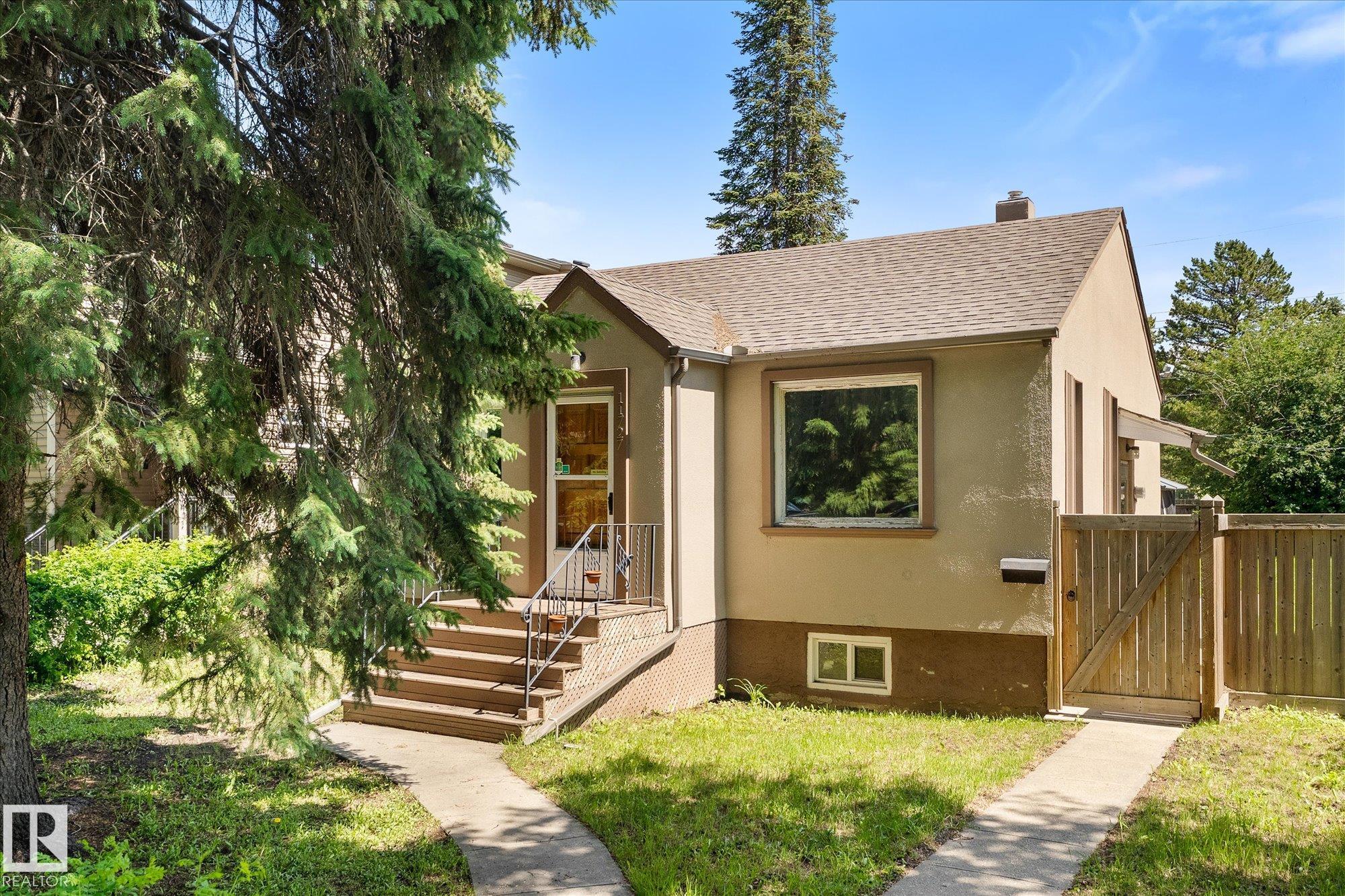 Real Estate Listing MLS E4495806