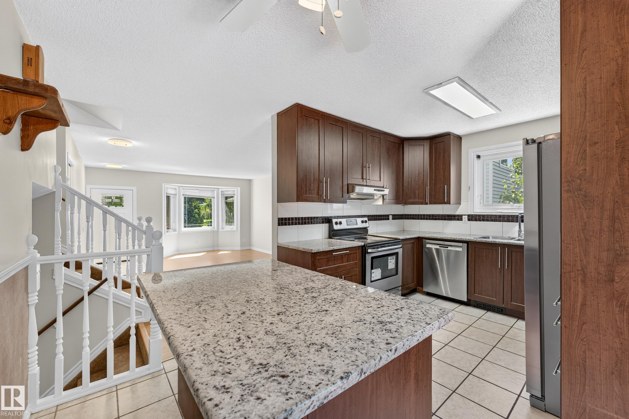 10332 21 Avenue, Edmonton, MLS® # E4496117