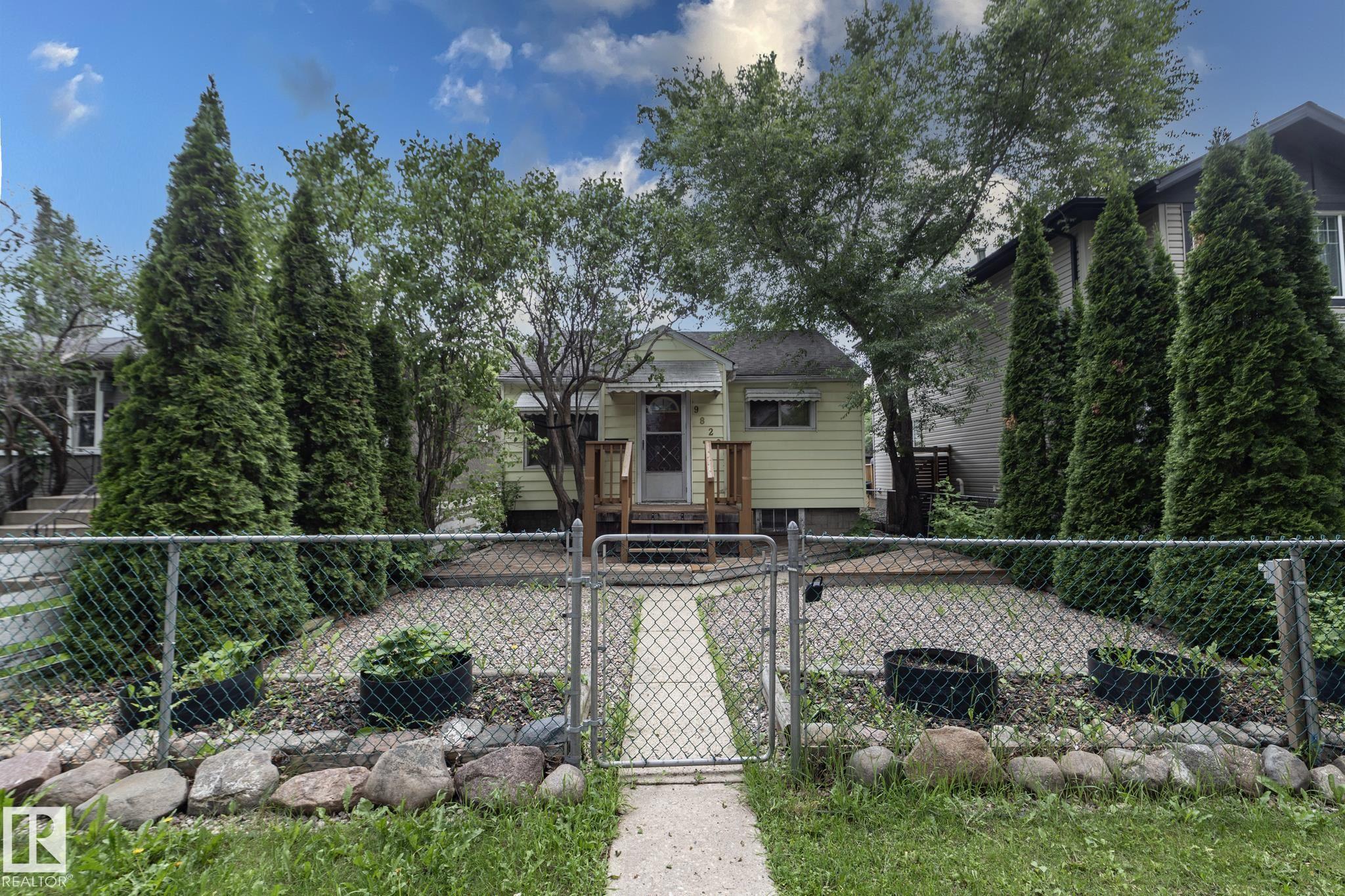 9820 79 Avenue, Edmonton, MLS® # E4496719
