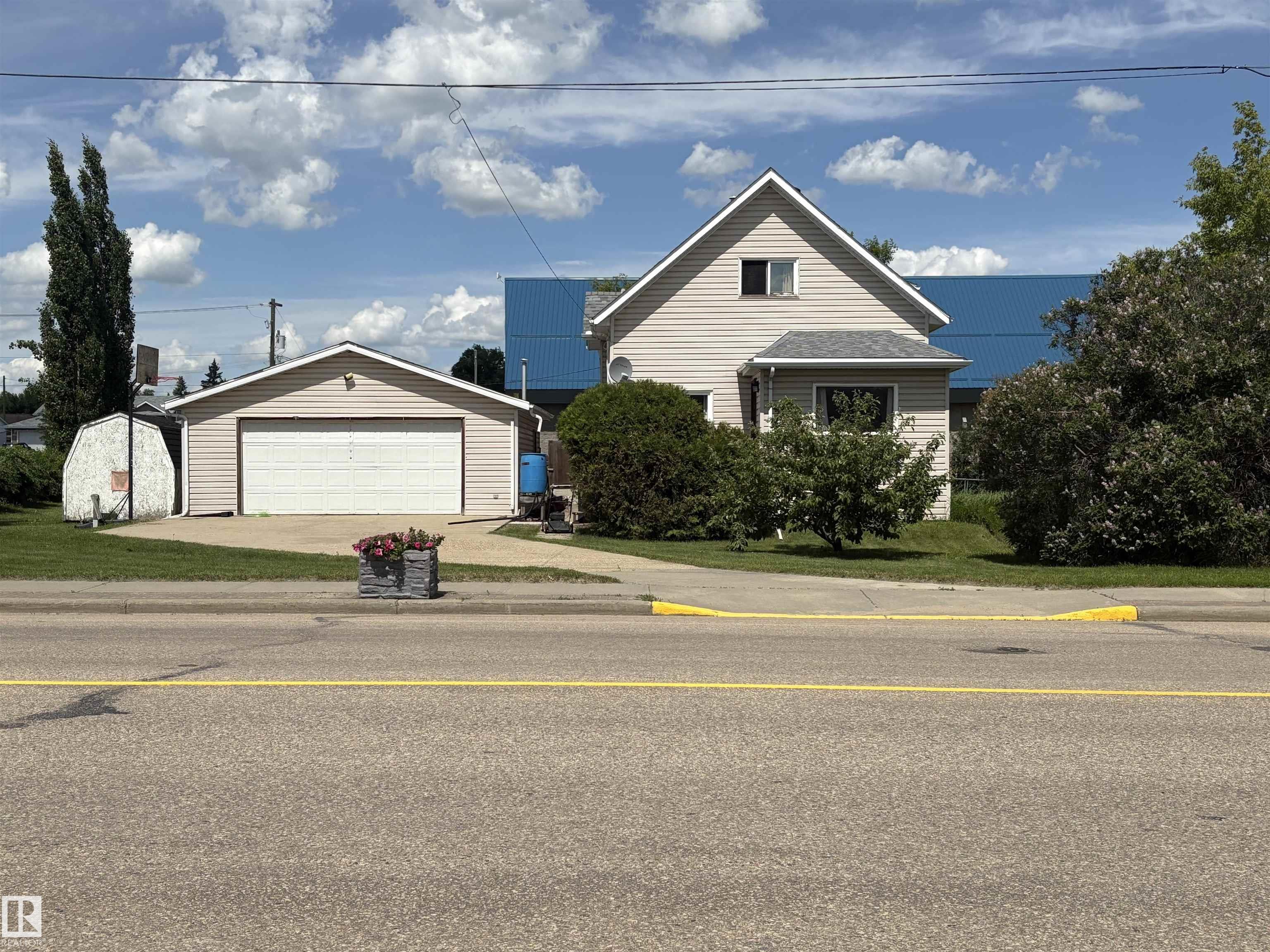 4806 50 Avenue, Elk Point, MLS® # E4496803
