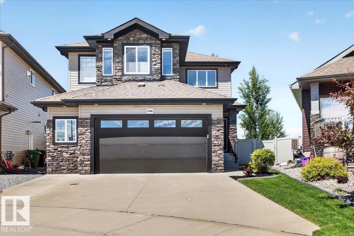 246 Woodhill Lane, Fort Saskatchewan, MLS® # E4496911