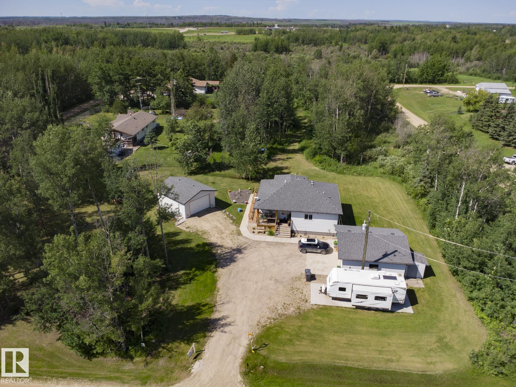 8 Main Street, Entwistle, MLS® # E4497088