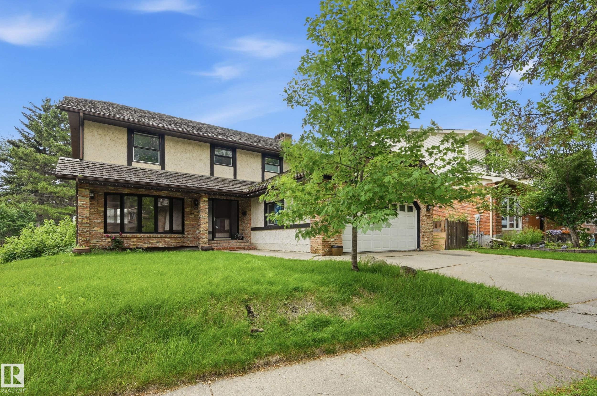Real Estate Listing MLS E4498227