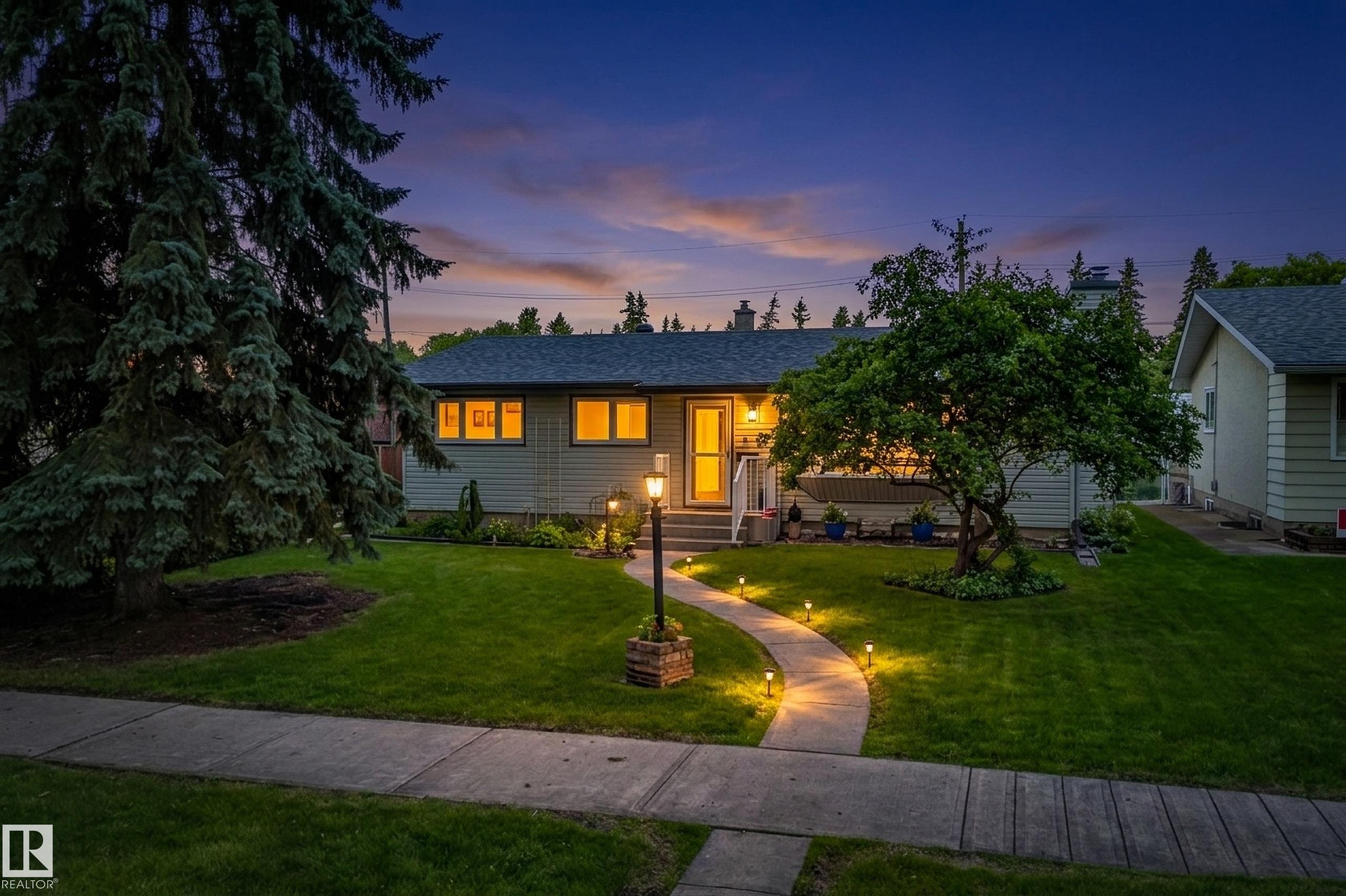6716 101a Avenue Nw, Edmonton, MLS® # E4499282