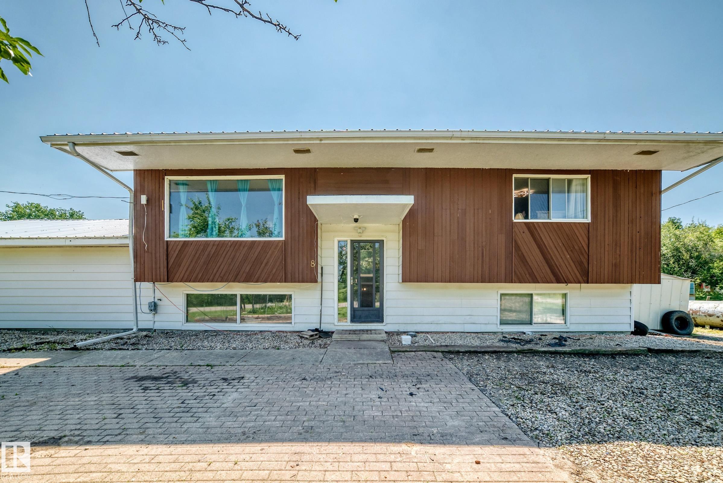 8 Fourth Street, Duffield, MLS® # E4499367