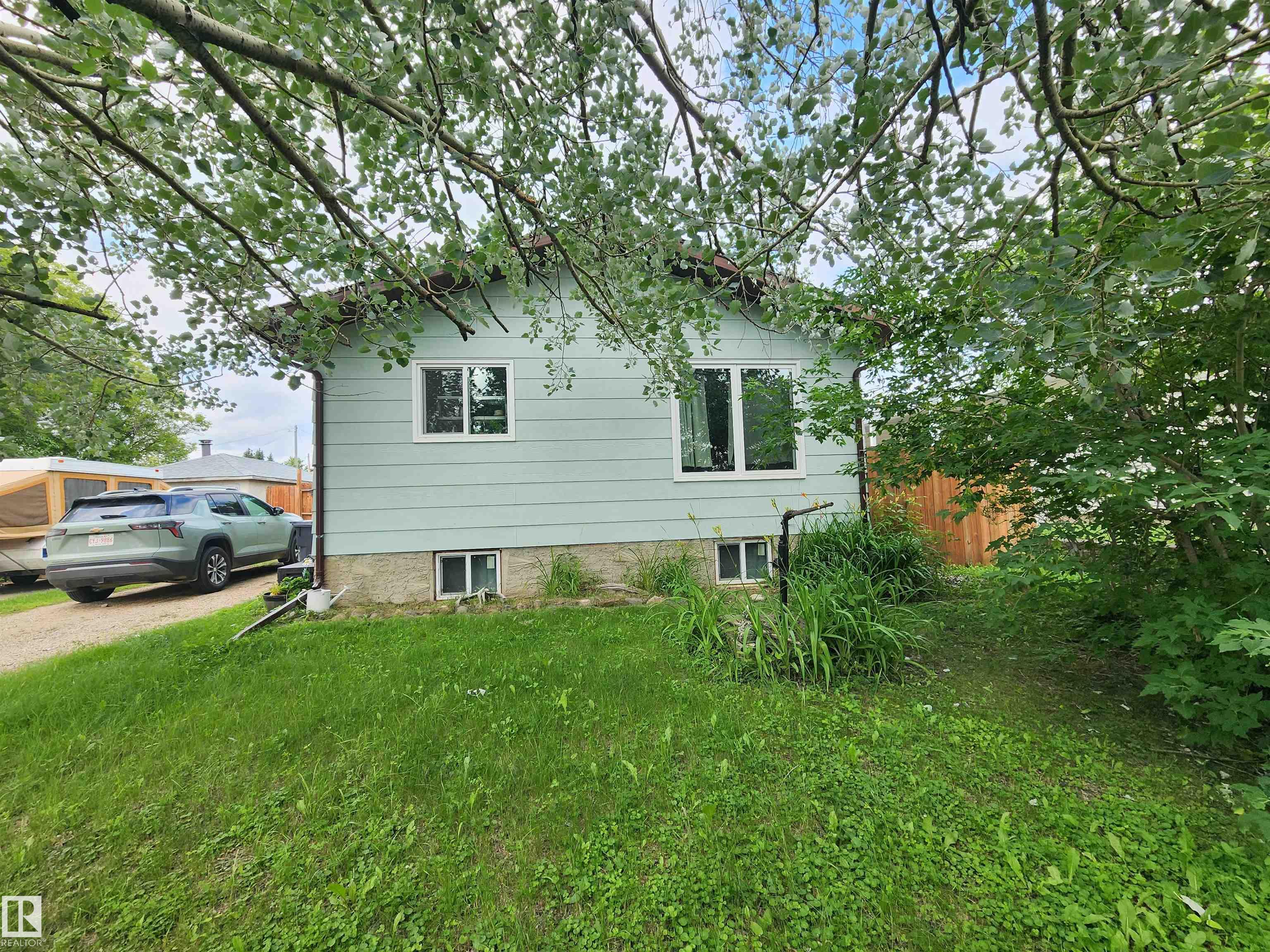 4806 52 Avenue, Elk Point, MLS® # E4499912