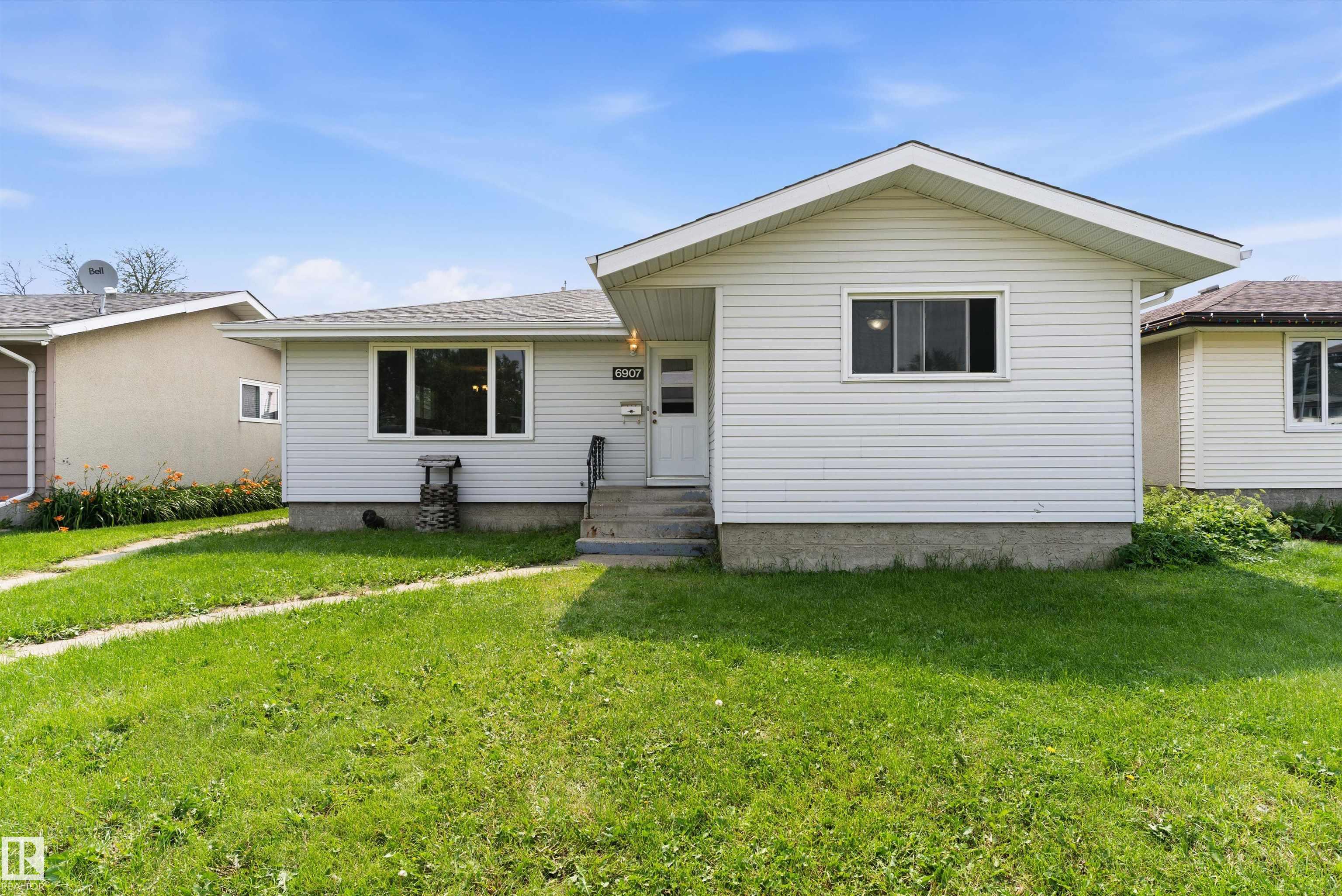 Real Estate Listing MLS E4500120