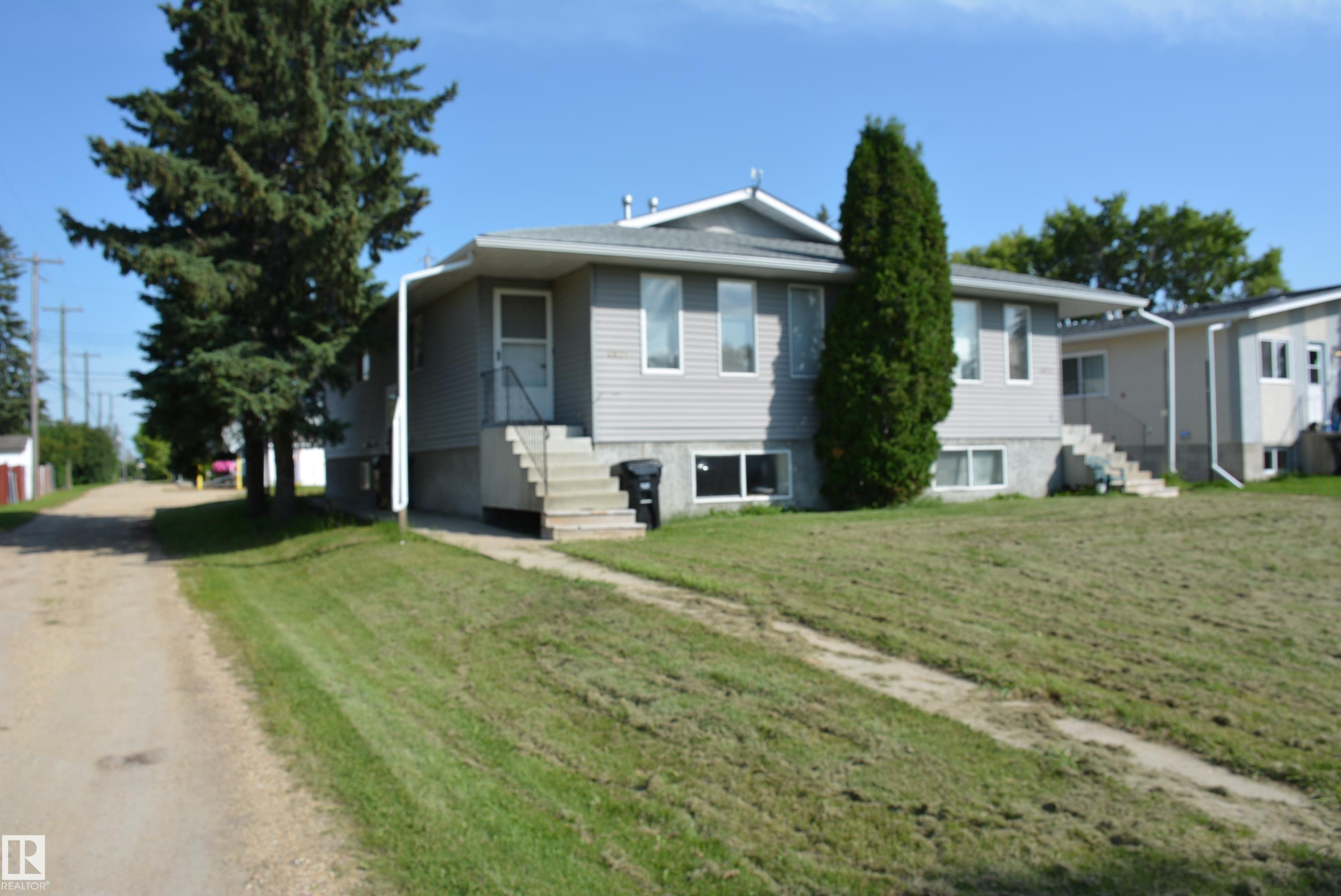 4823 & 4825 52 Street, Barrhead, MLS® # E4500398