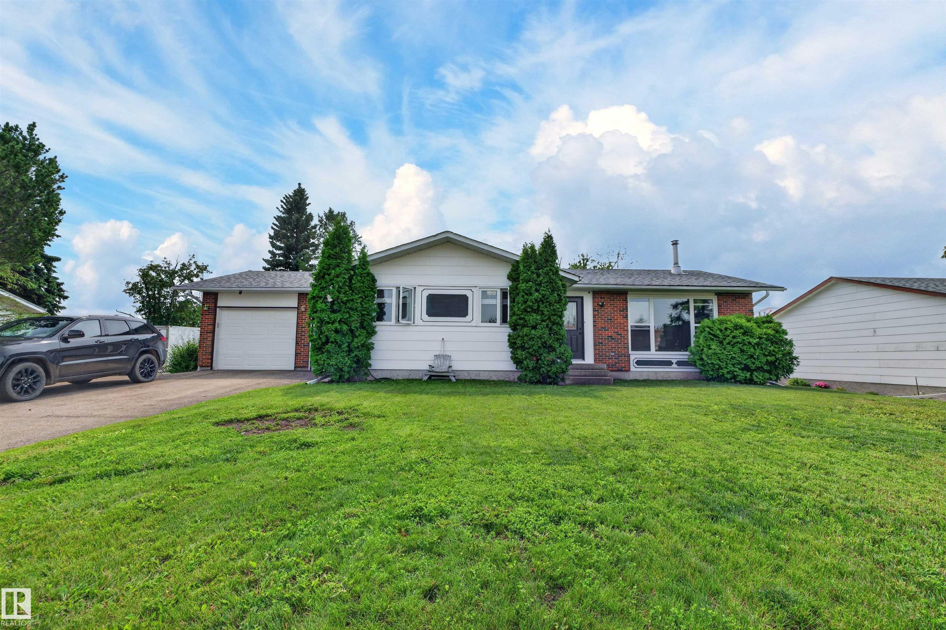 5219 55 Avenue, Mundare, MLS® # E4500473