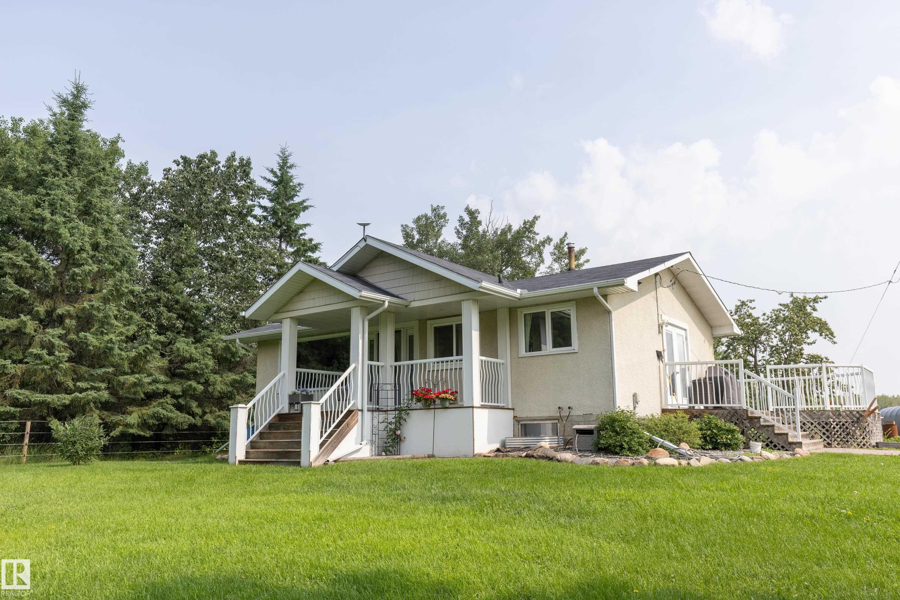 191062 Hwy 16, Rural Lamont County, MLS® # E4501094