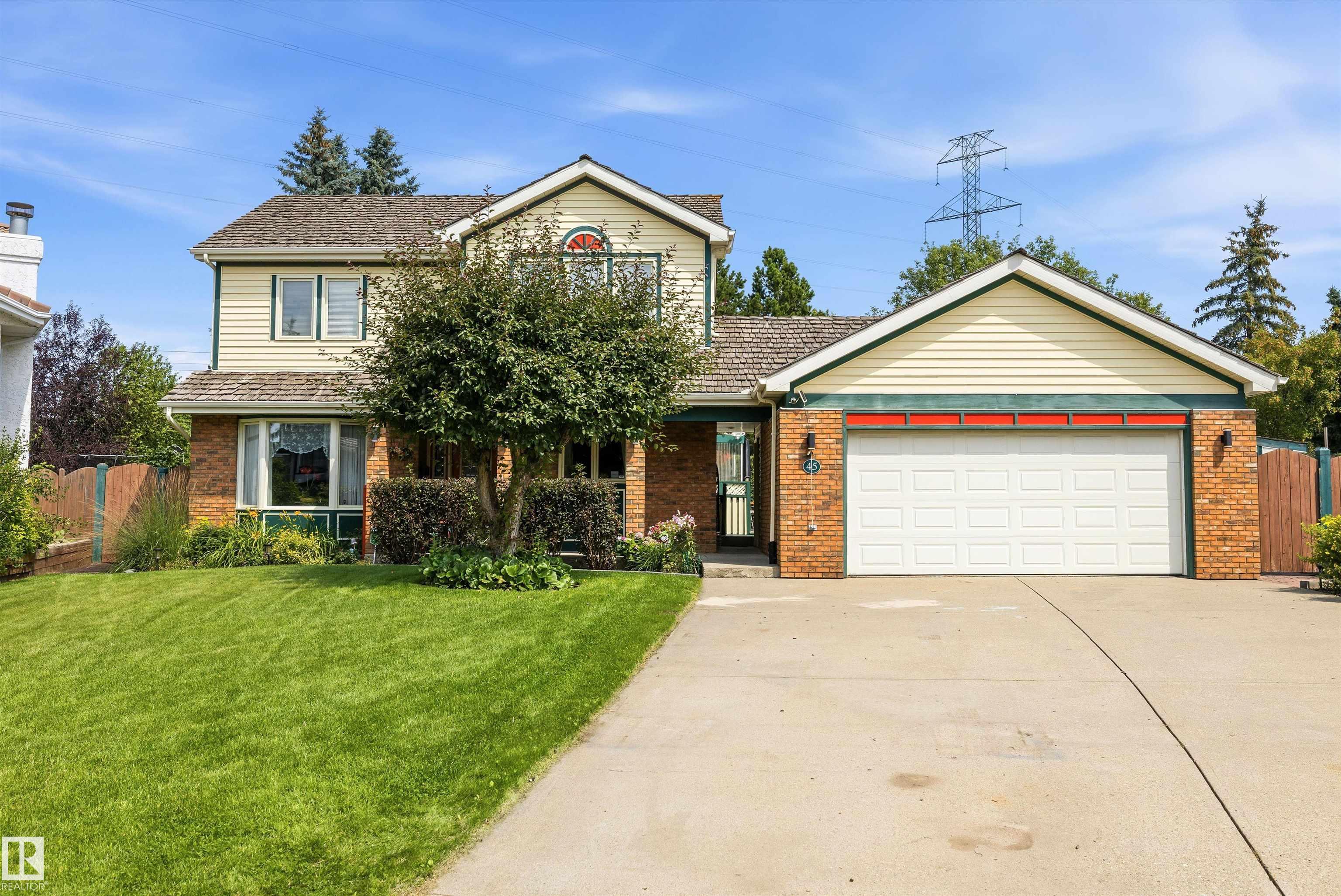 45 Blue Quill Crescent, Edmonton, MLS® # E4501977