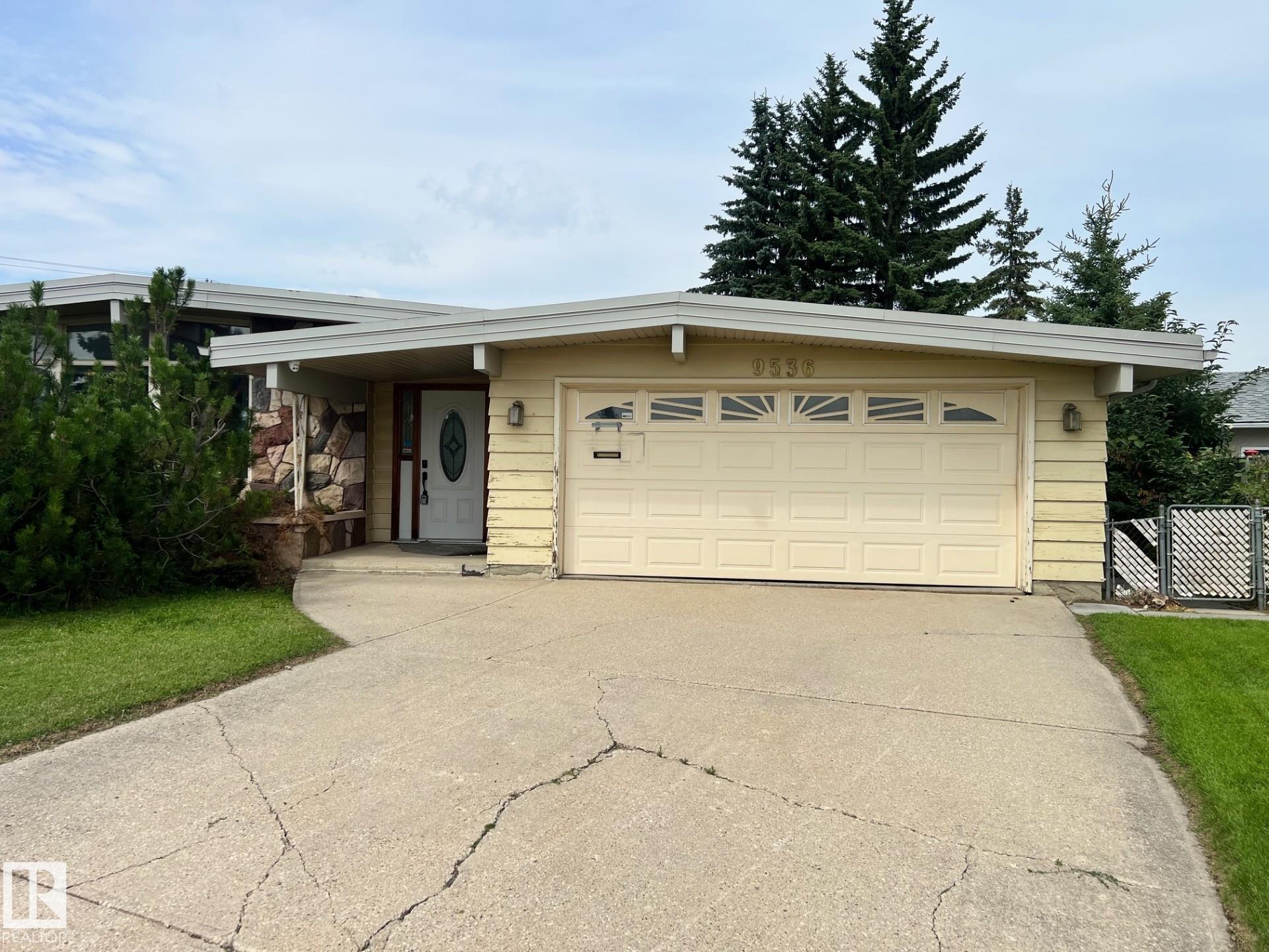 9536 151 Avenue, Edmonton, MLS® # E4502242