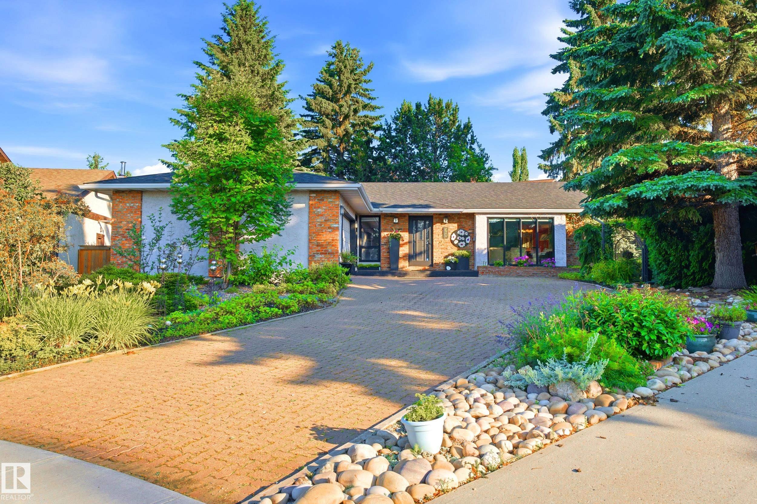 60 Woodlake Court, Sherwood Park, MLS® # E4502436