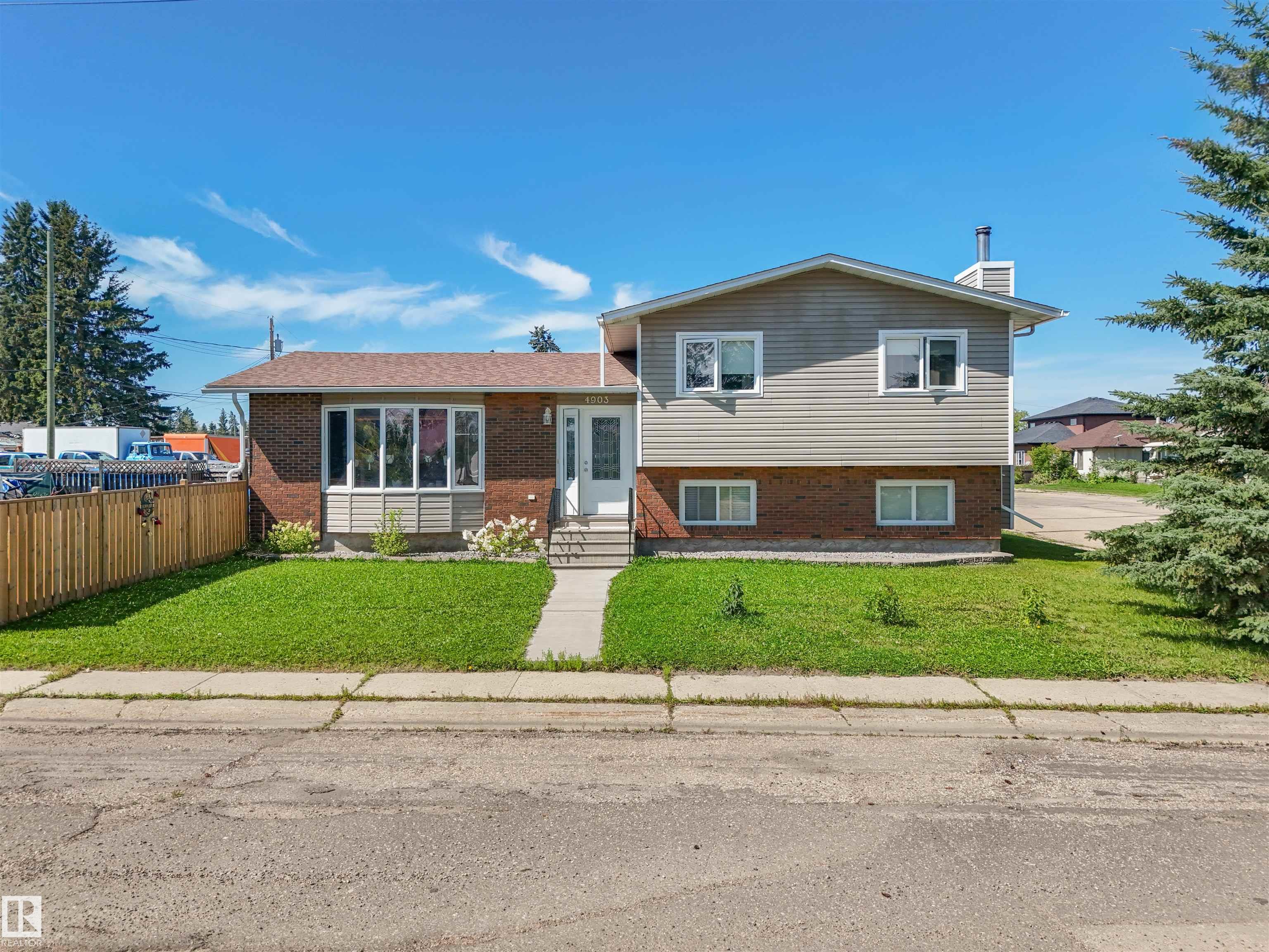 4903 52 Avenue, Evansburg, MLS® # E4502926
