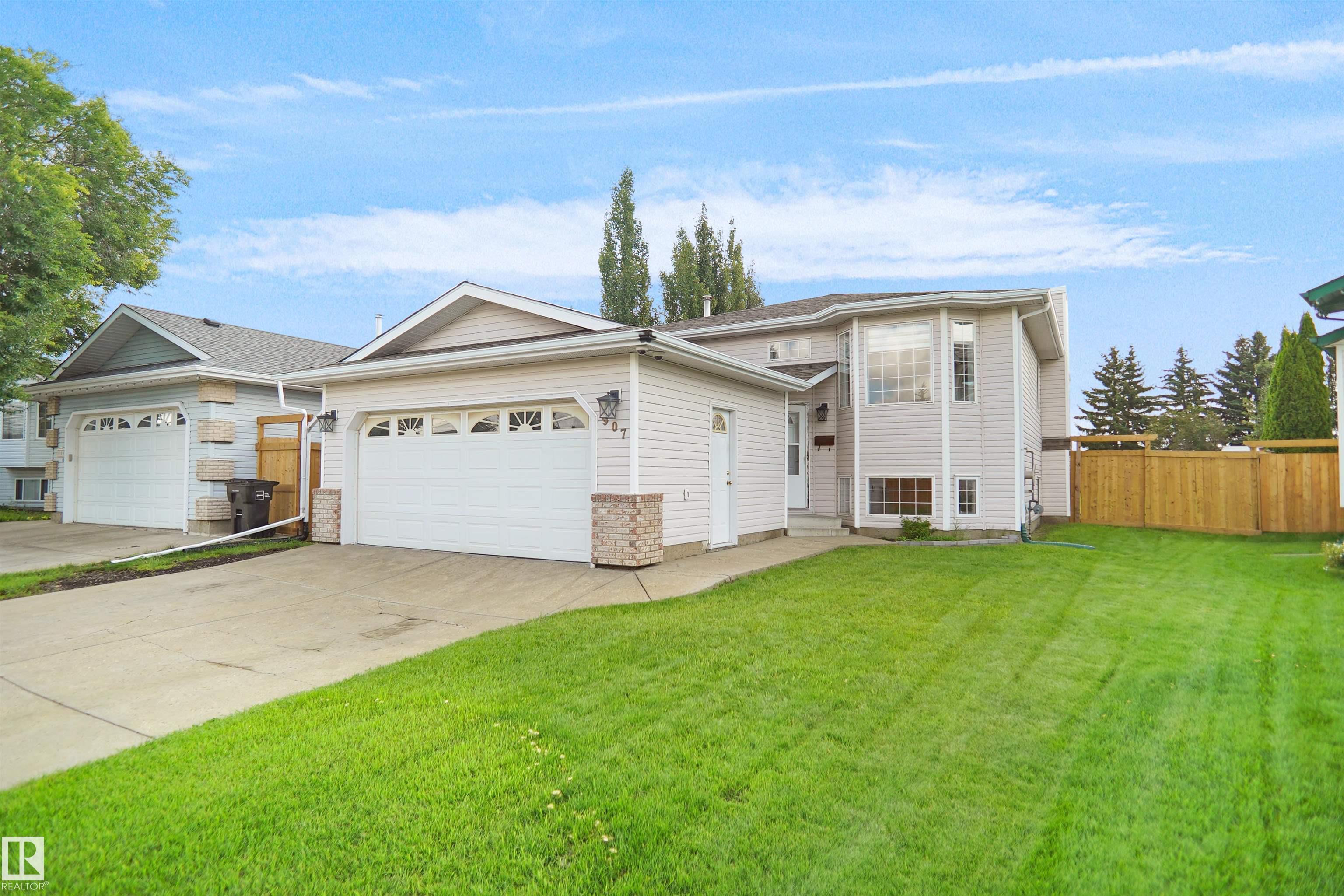 907 Jordan Crescent, Edmonton, MLS® # E4504076