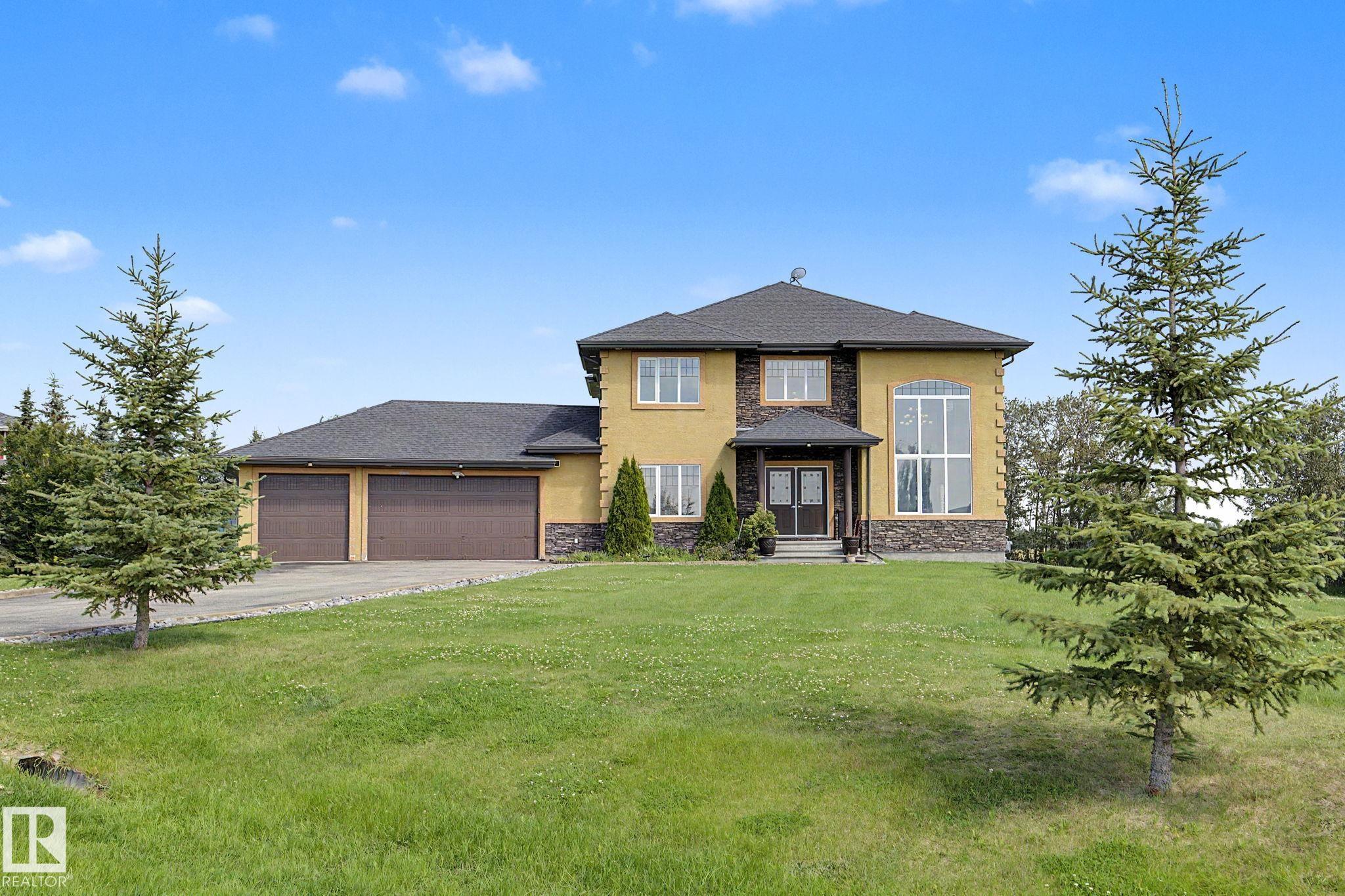 Real Estate Listing MLS E4504721