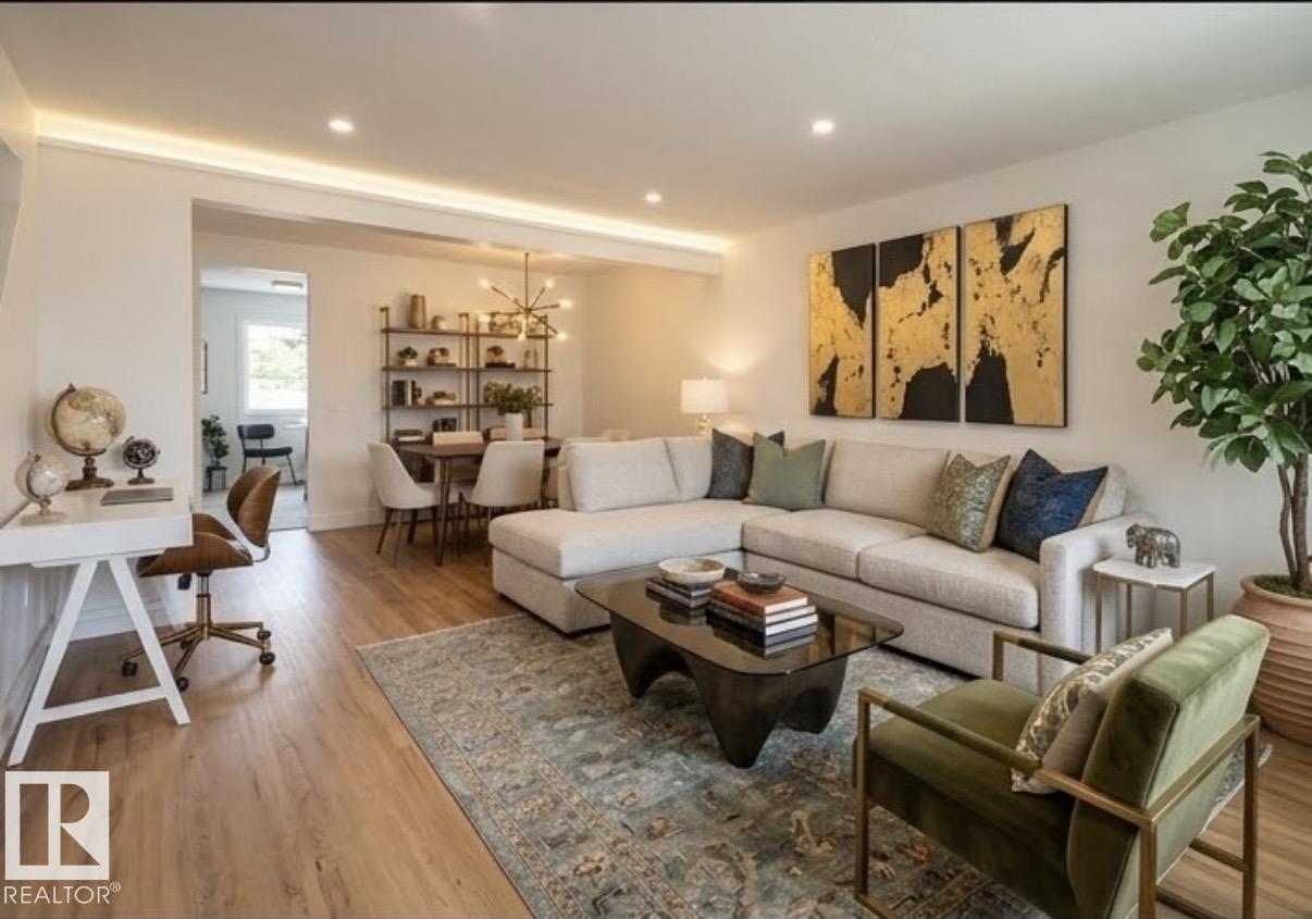 Real Estate Listing MLS E4505047