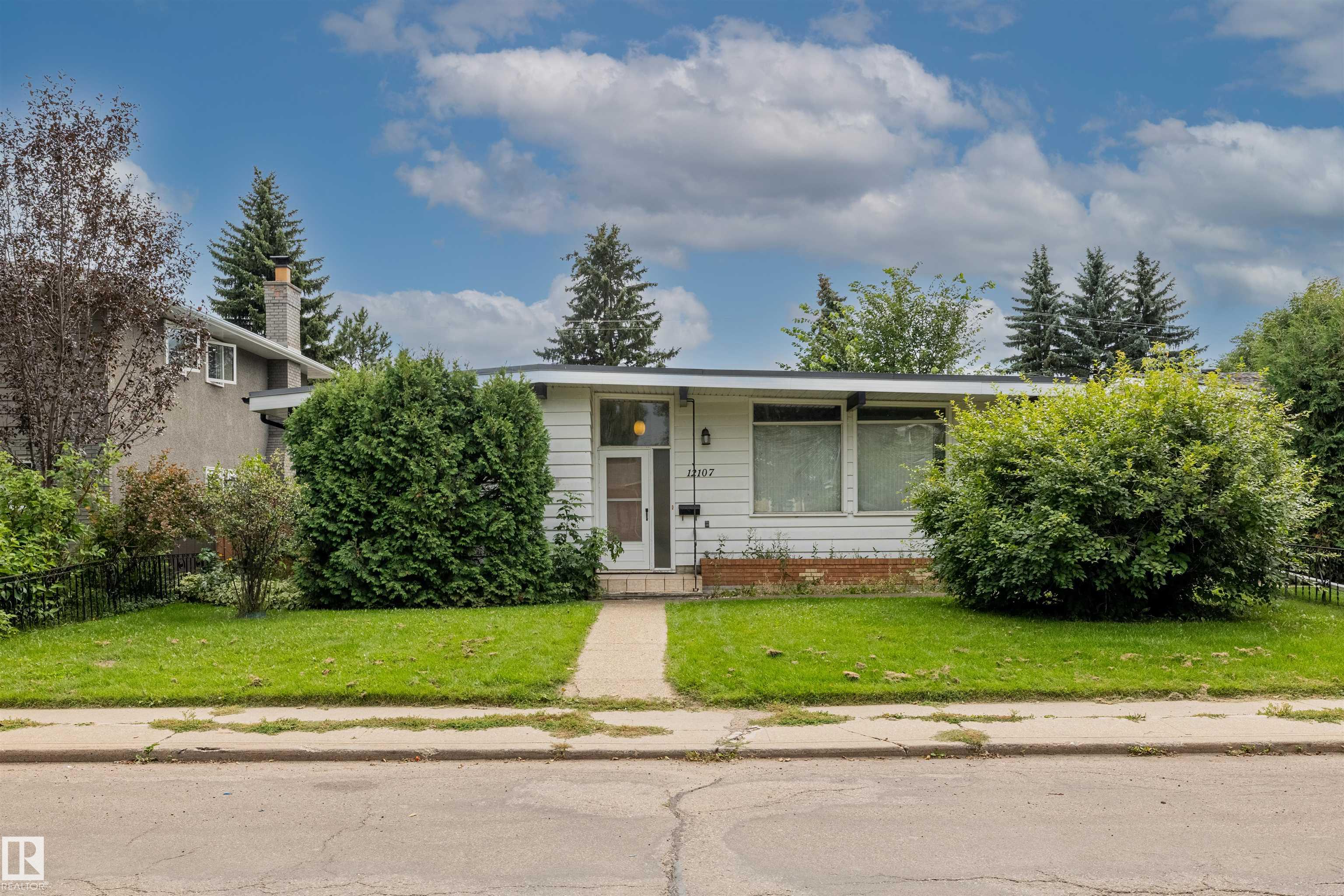 12107 40 Avenue, Edmonton, MLS® # E4505911