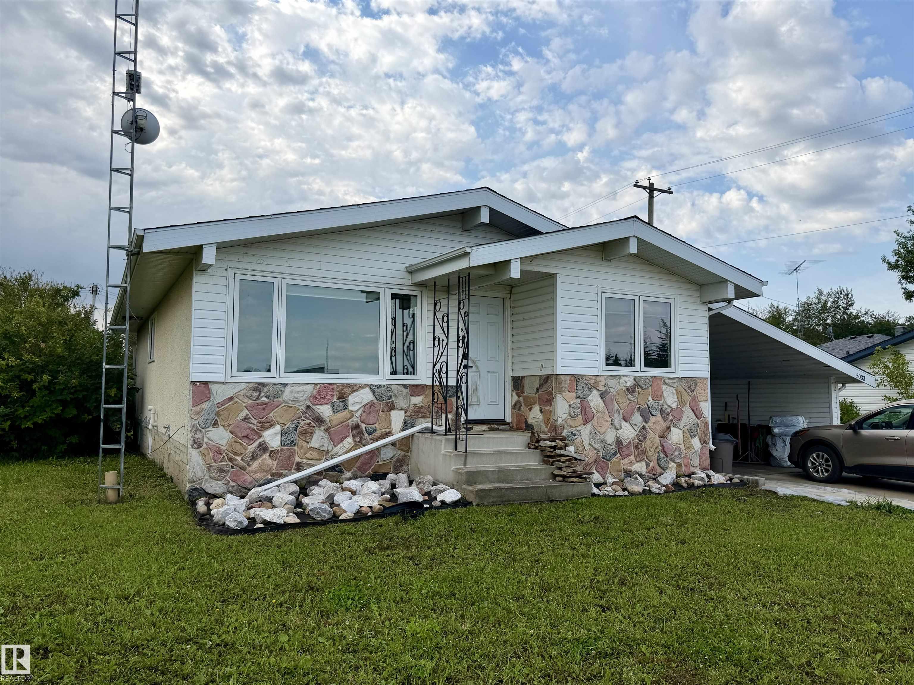 5033 53 Avenue, Andrew, MLS® # E4506685