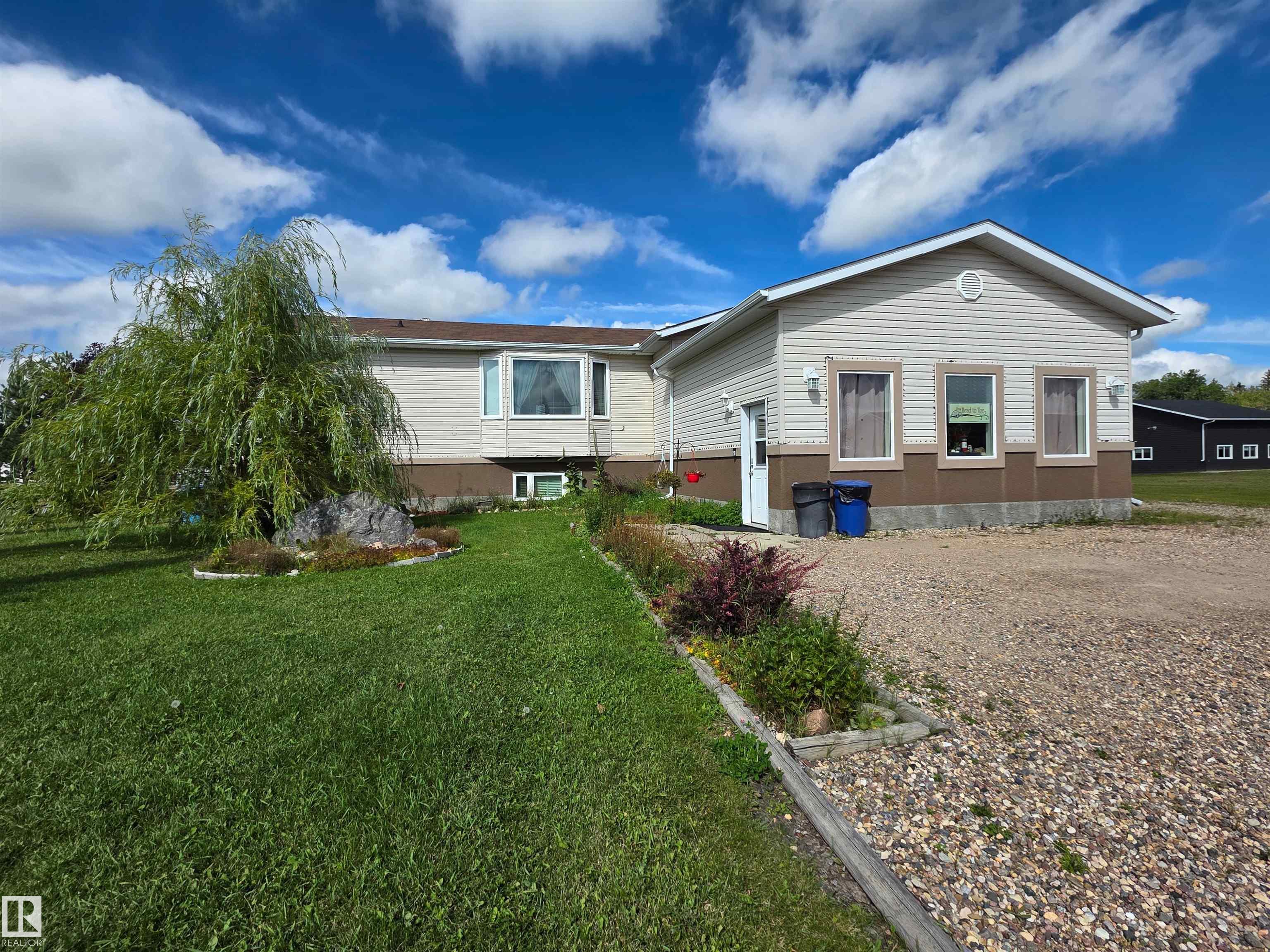 3808 2nd Street, Mallaig, MLS® # E4507569
