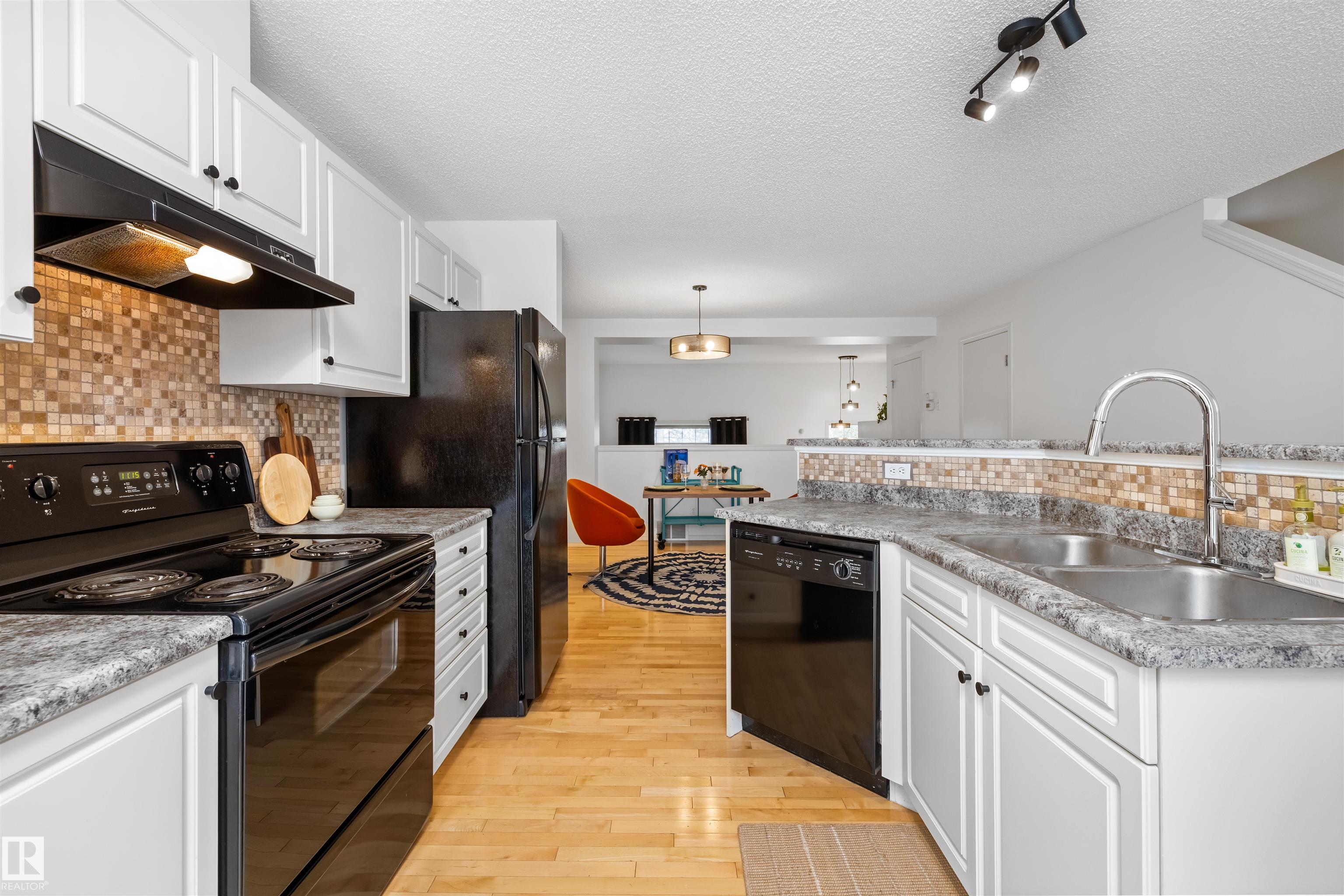 83 8304 11 Avenue, Edmonton, MLS® # E4508030