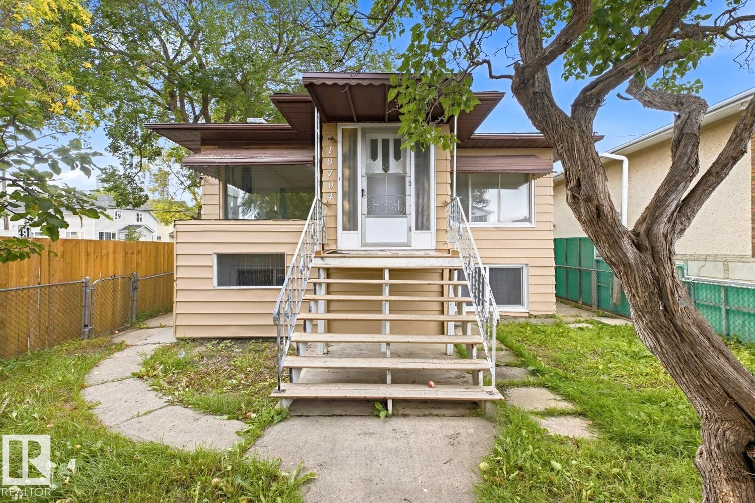10704 96 Street, Edmonton, MLS® # E4508453